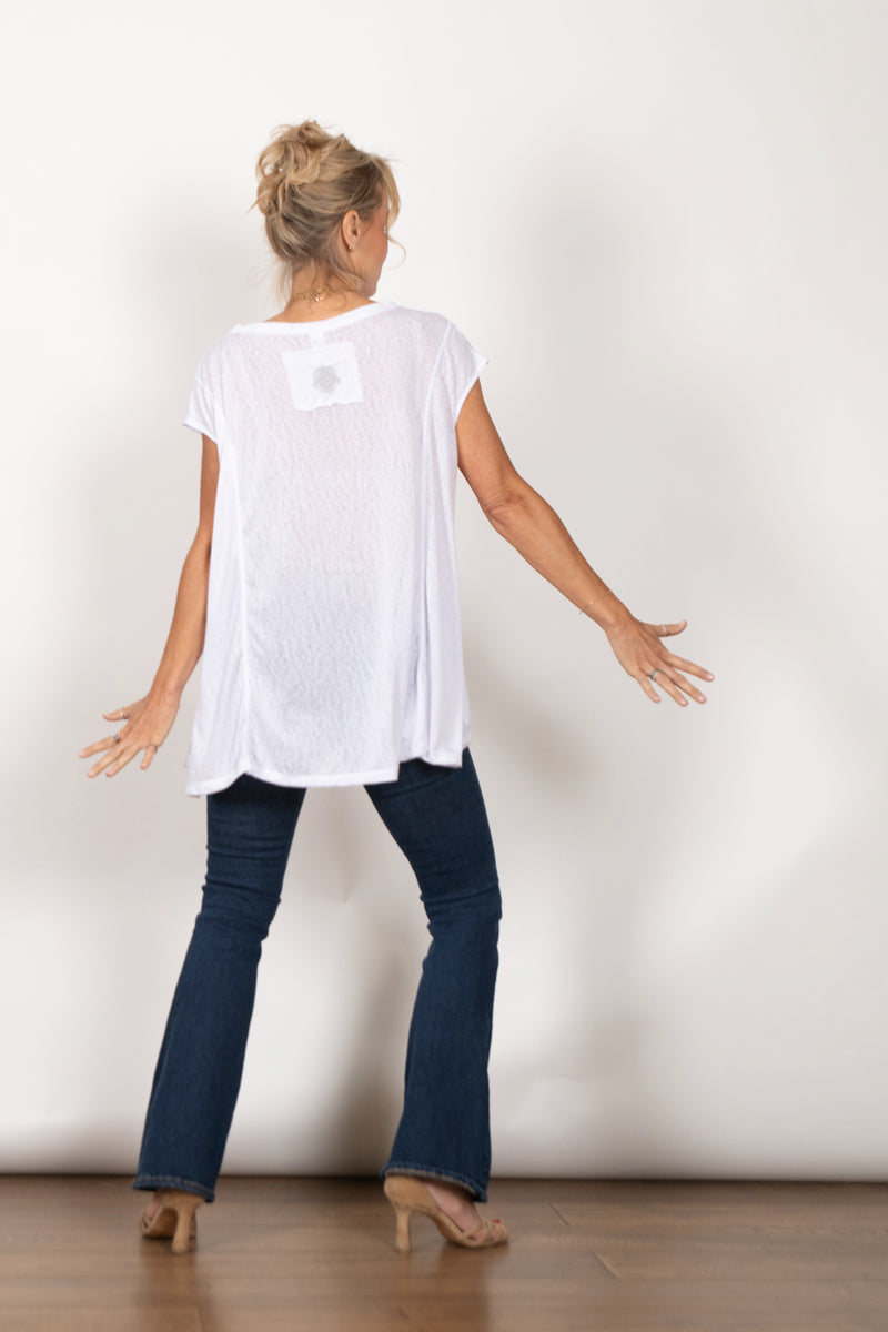 JUNO חולצה אוברסייז לבנה