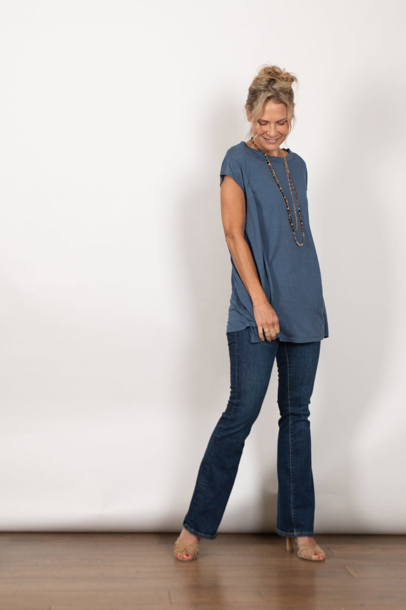 JUNO חולצה כחולה אוברסייז