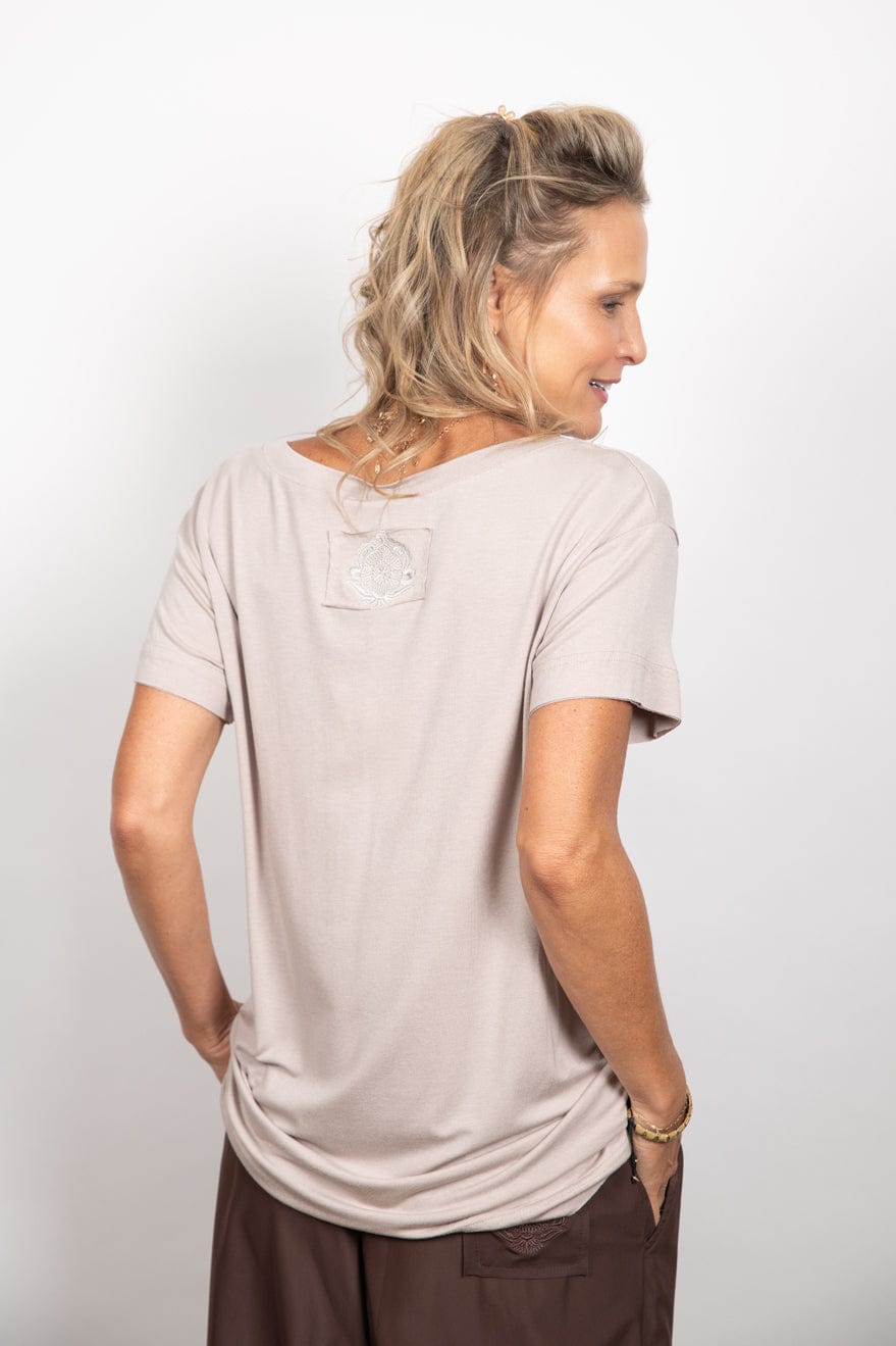 AMOS V חולצה קאמל