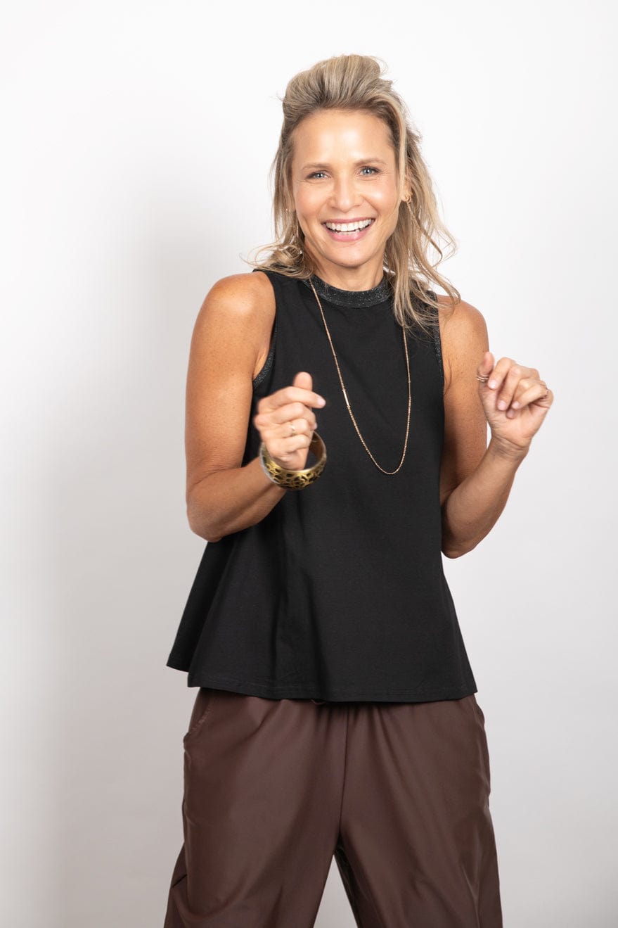 OZ גופיה שחורה