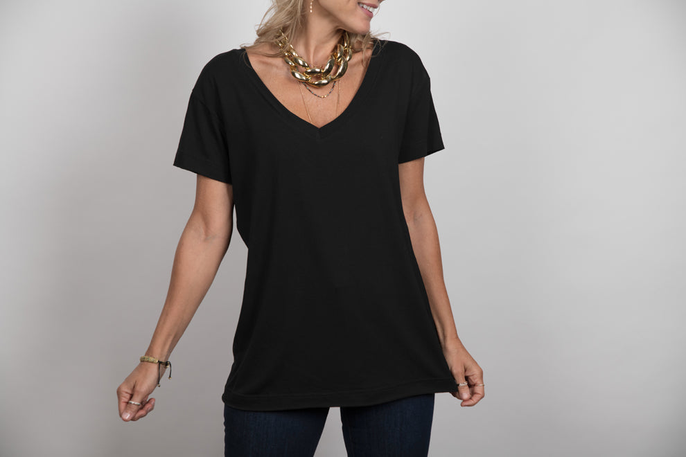 AMOS V חולצה שחורה