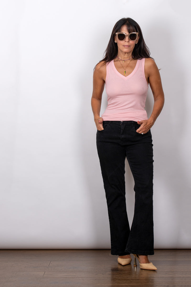 SINGAPORE גופיה מפתח וי ורודה