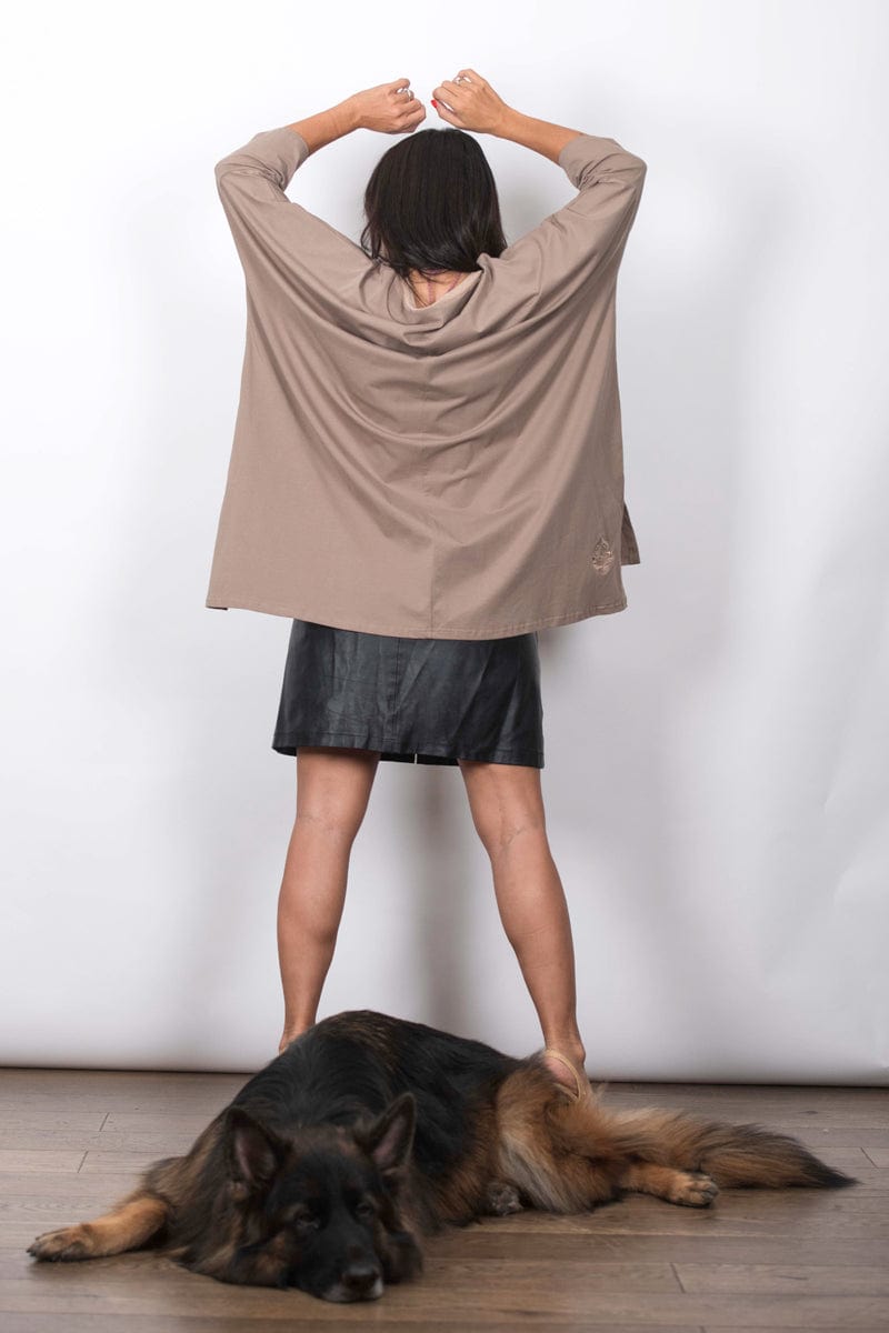 SHIN V חולצה קאמל אוברסייז