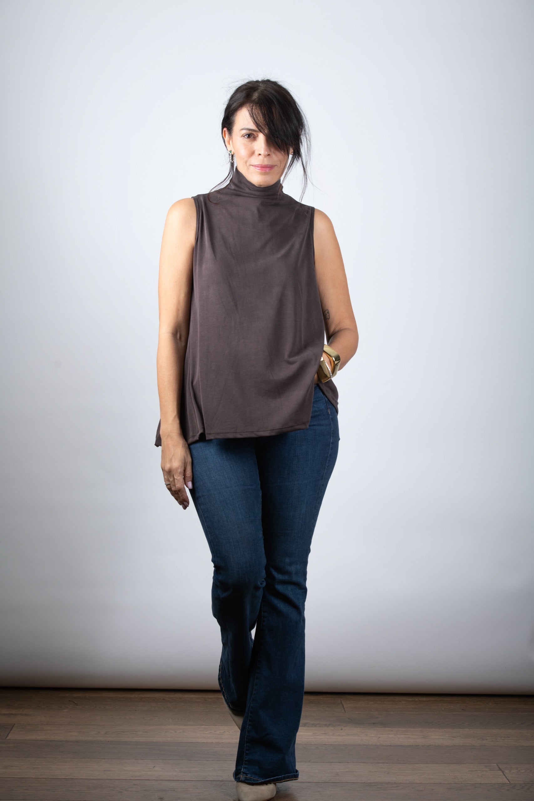 IRIS  גופיית מיני גולף חומה