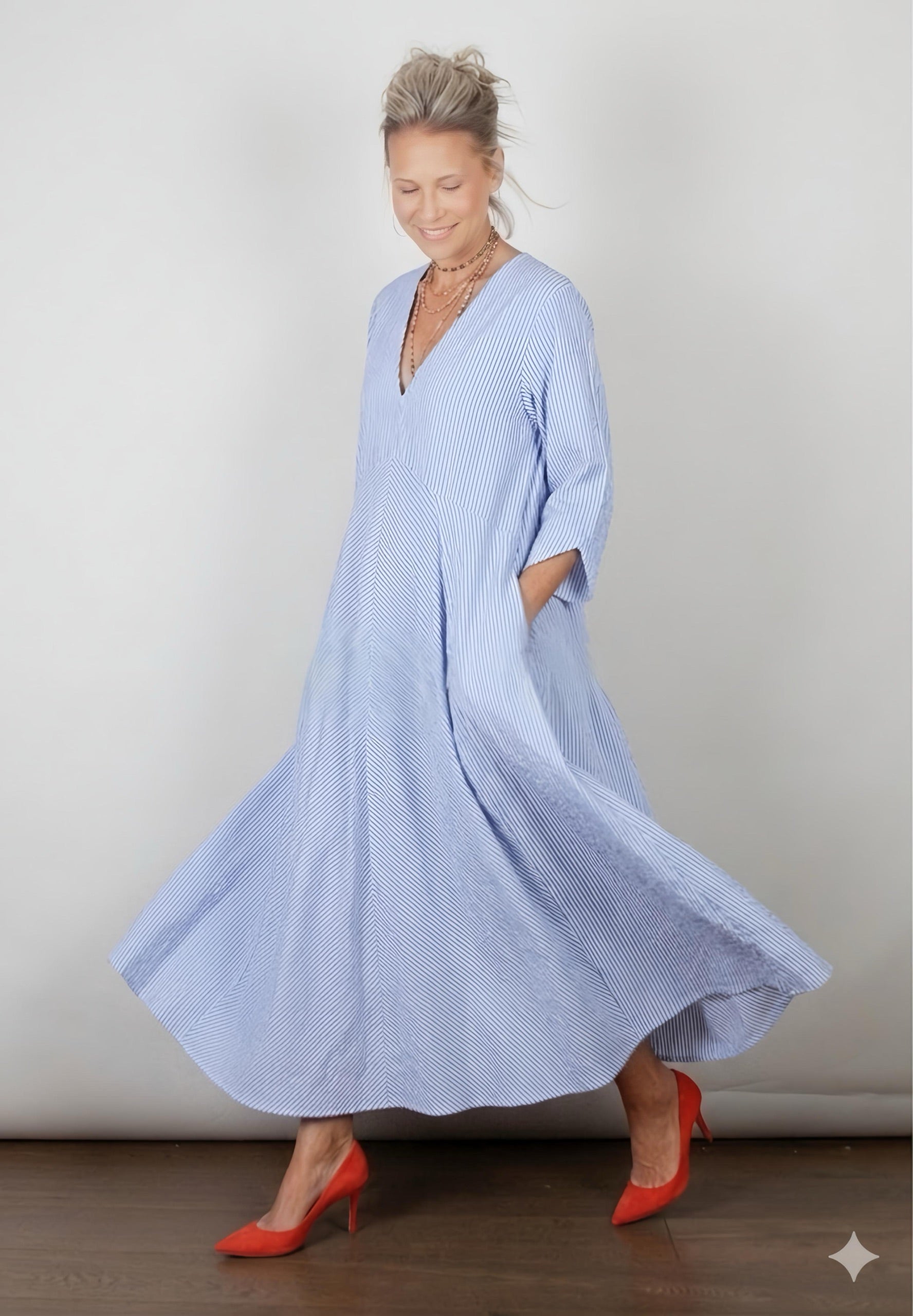 DRESS A שמלה מקסי פסים תכלת