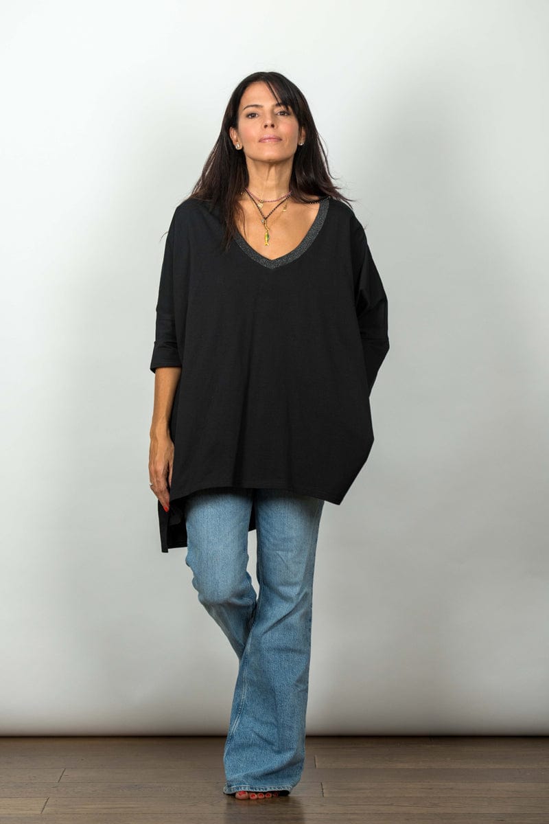 SHIN V חולצה שחורה אוברסייז