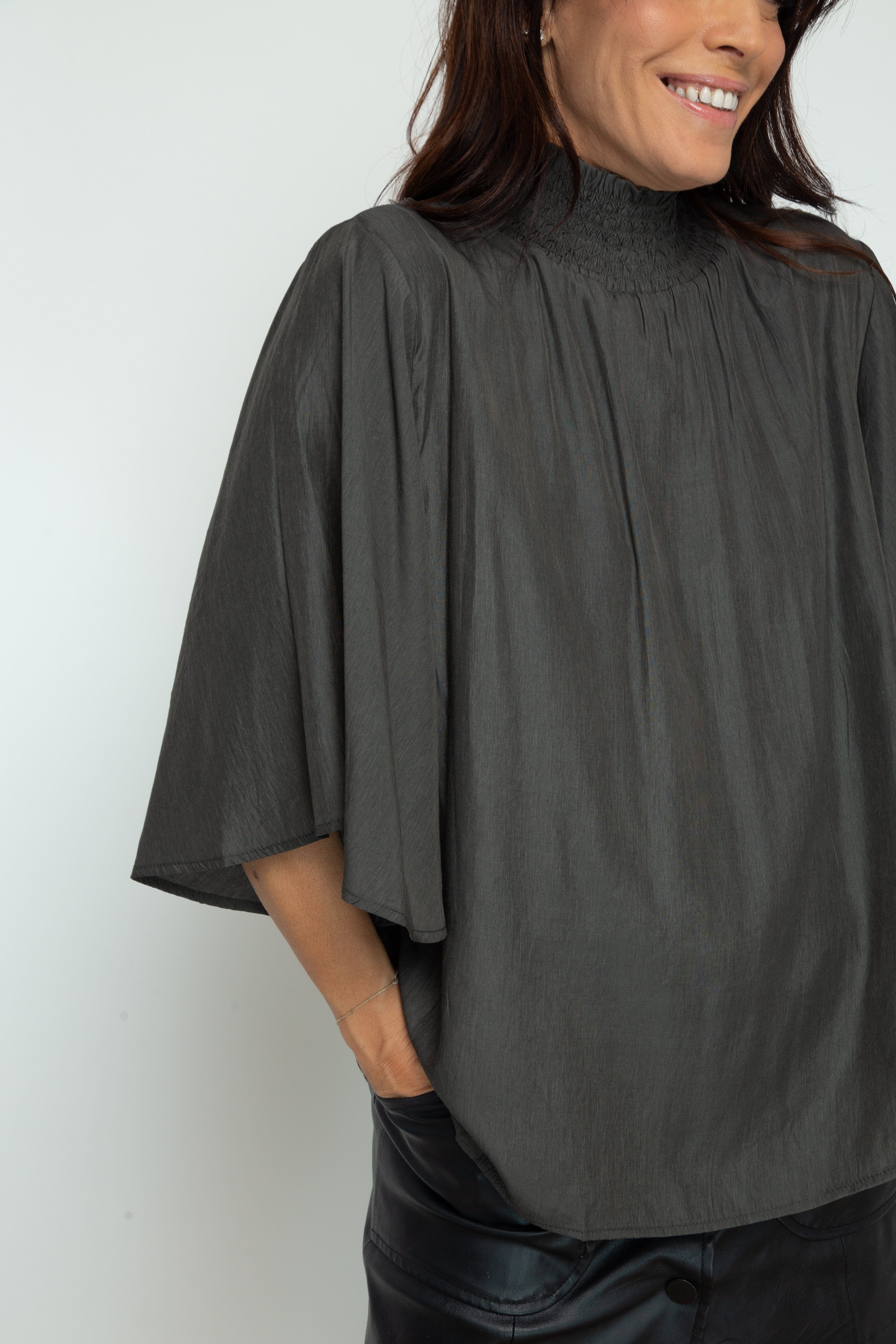 ATHENA NEW חולצה אפורה image 9