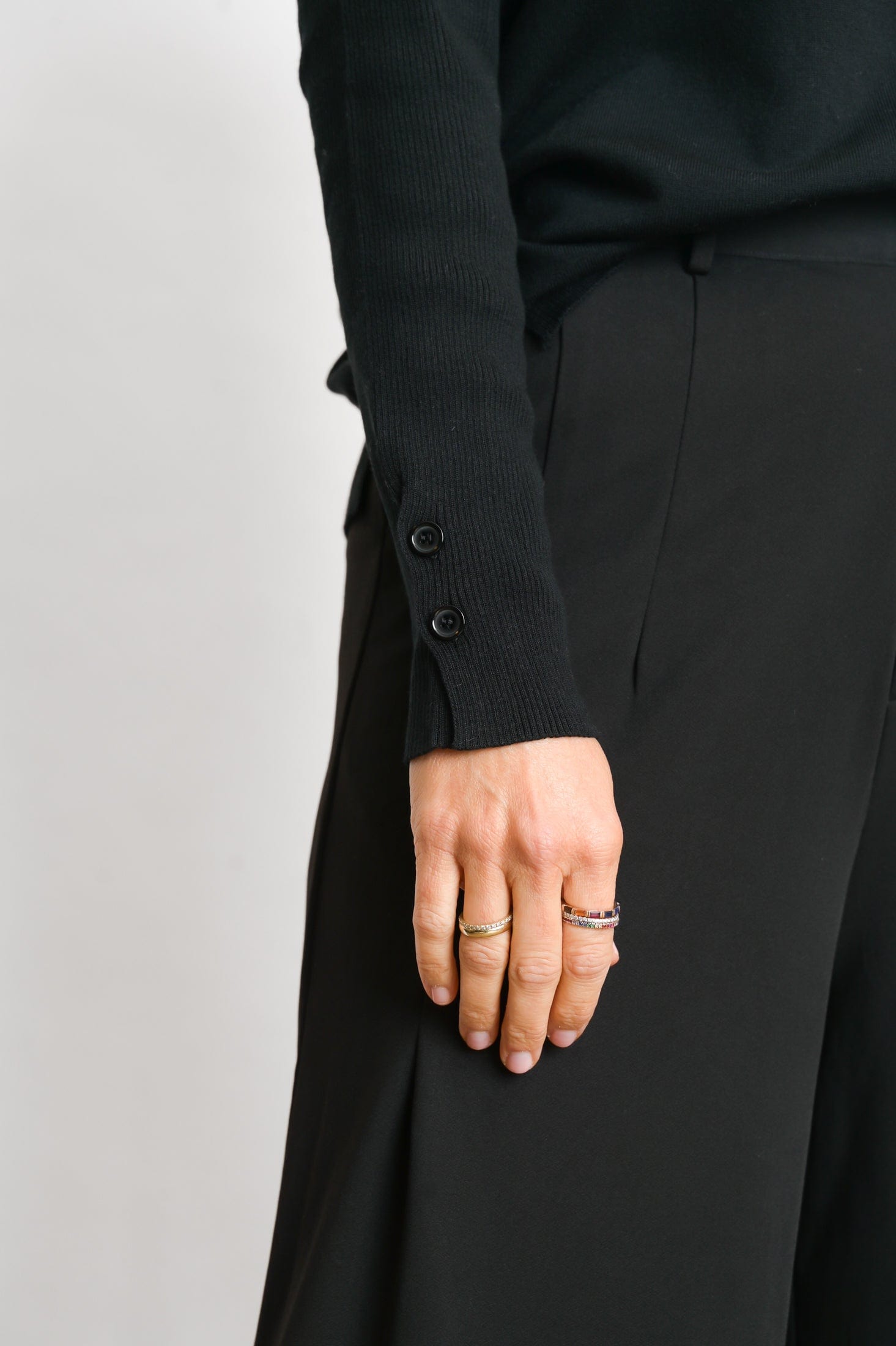 ALIMIA סריג שחור גולף image 4