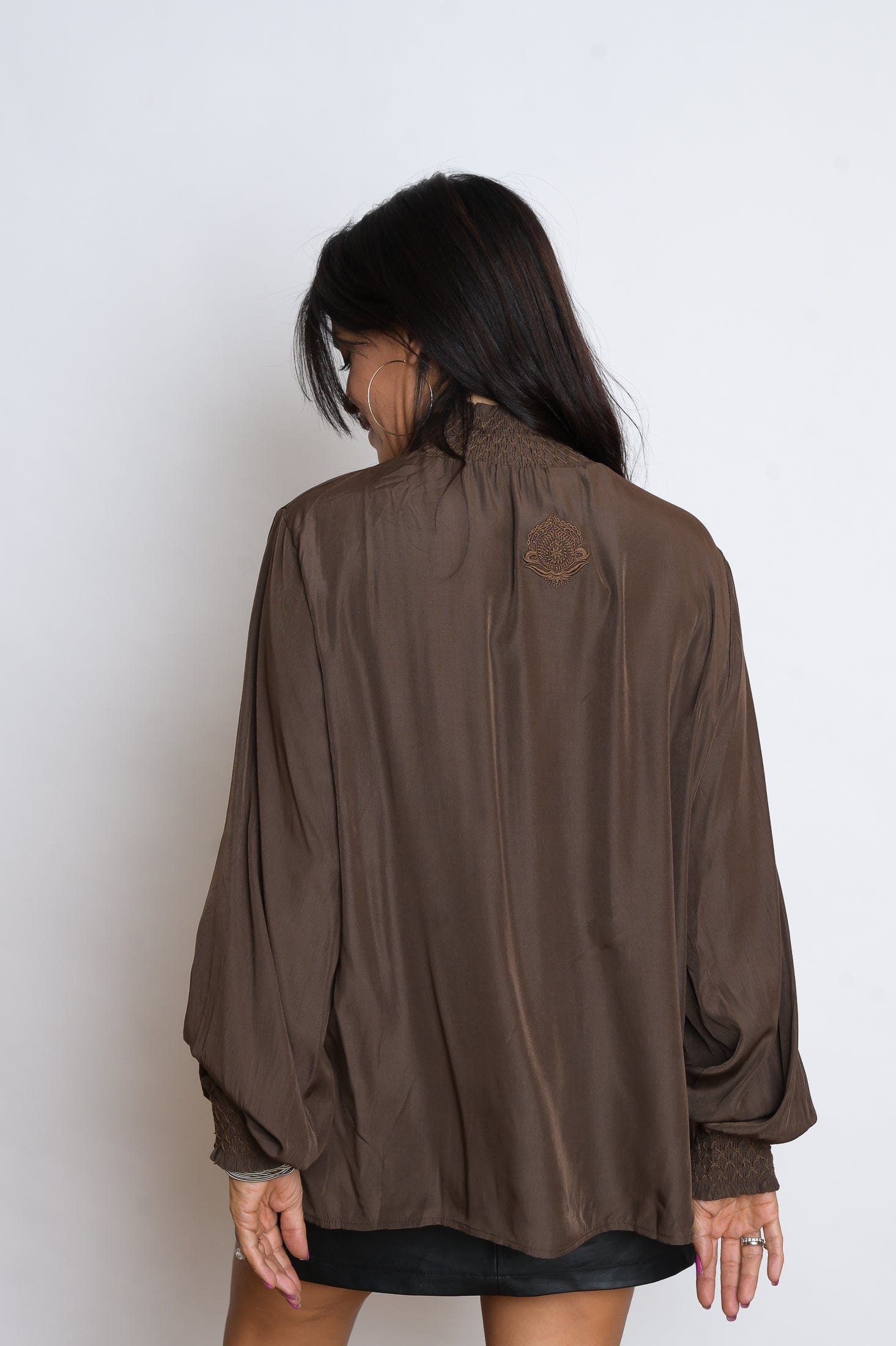 ATHEI חולצה חומה image 5