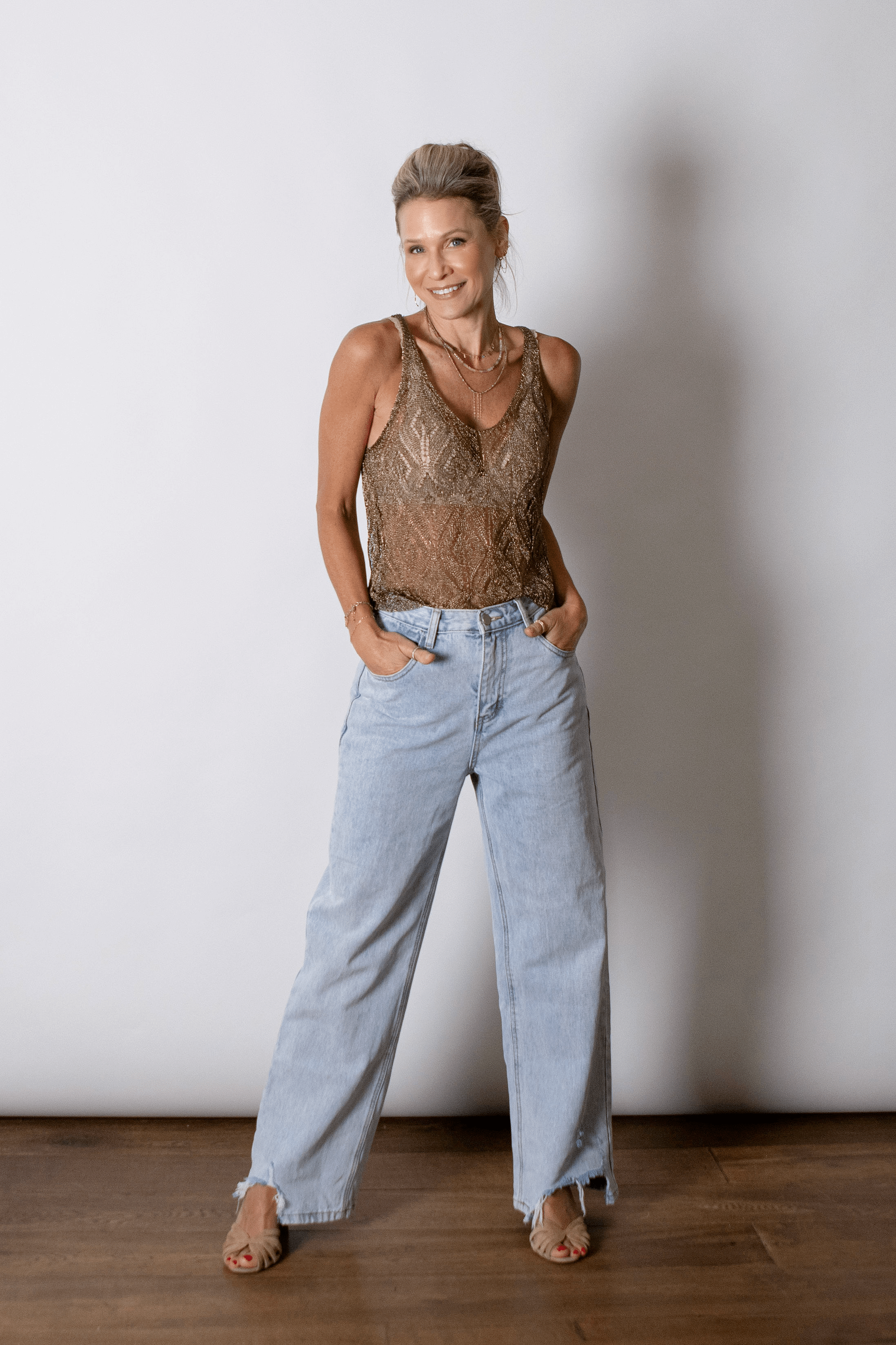 ALLICIA  גופייה מוזהבת  image 1