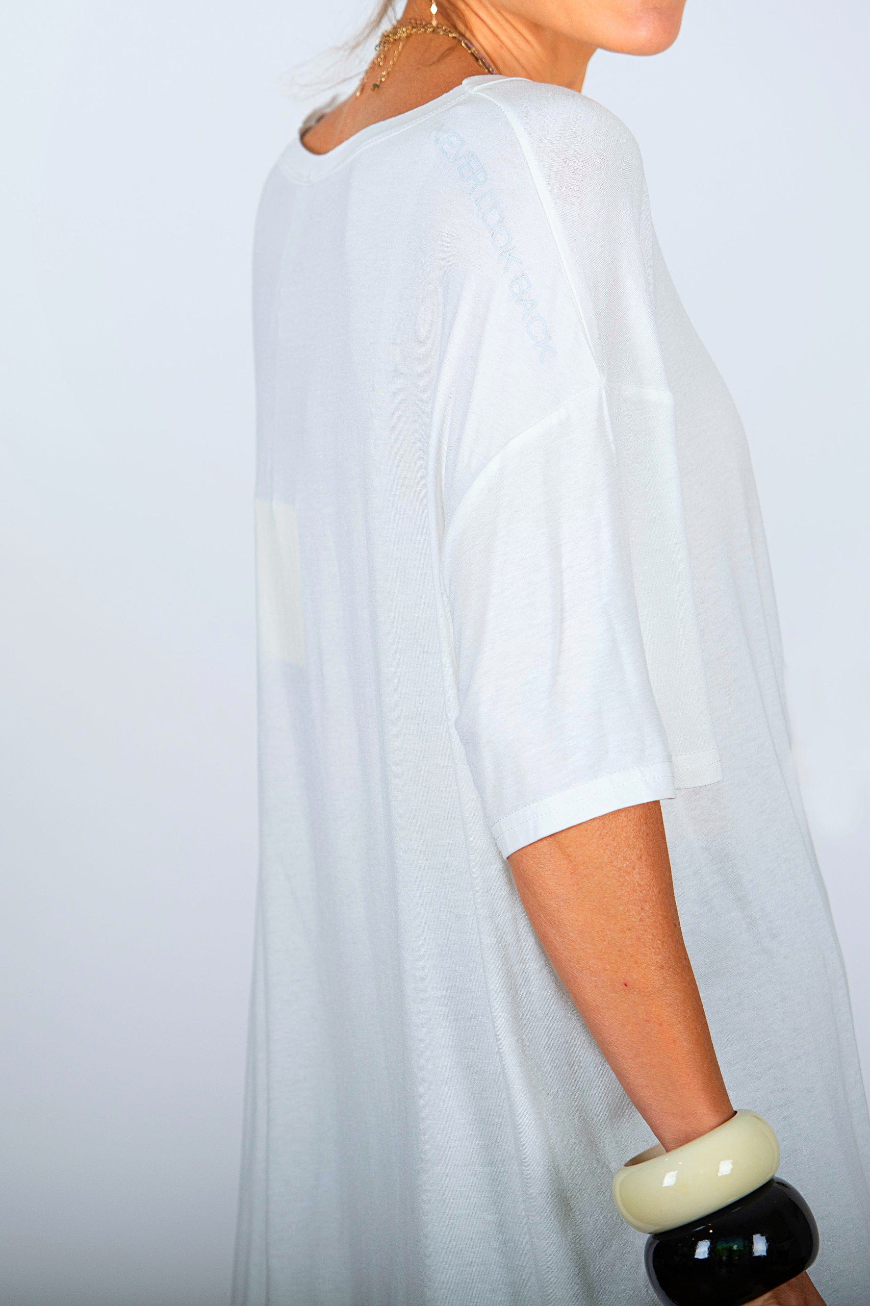 EYAL חולצה יוניסקס לבנה image 7