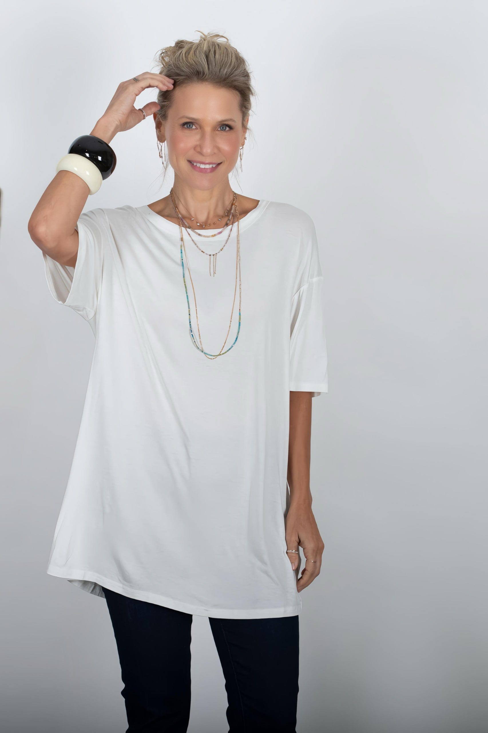 EYAL חולצה יוניסקס לבנה image 1