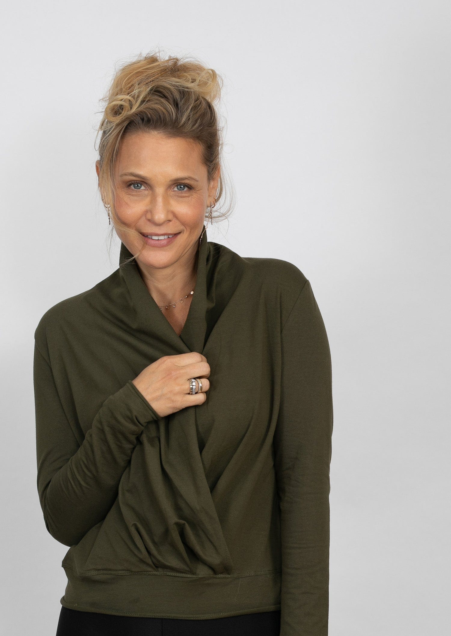 GLOW  חולצה מעוצבת image 10