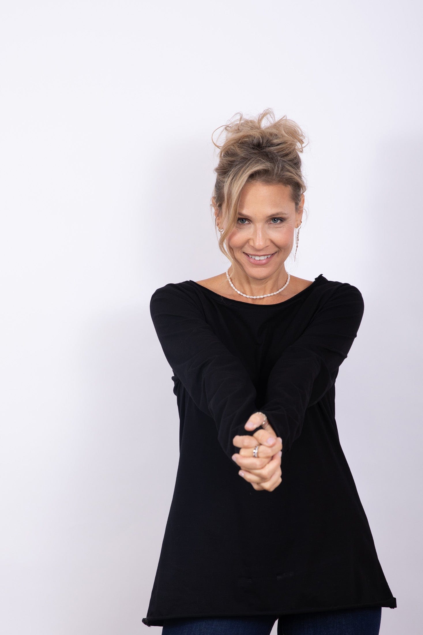 S SHIRT  חולצה שחורה image 3