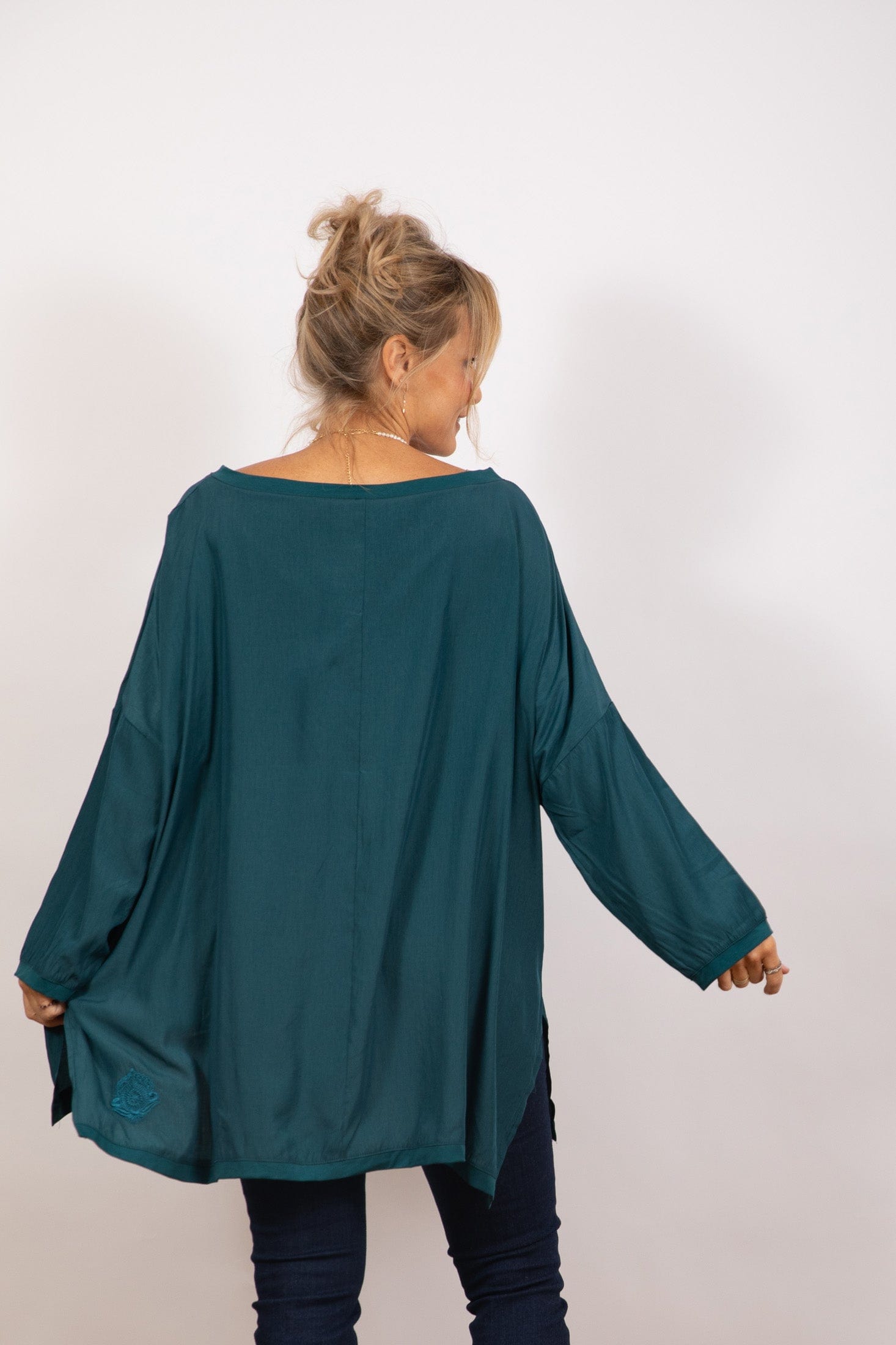 ALT חולצת אוברסייז image 4