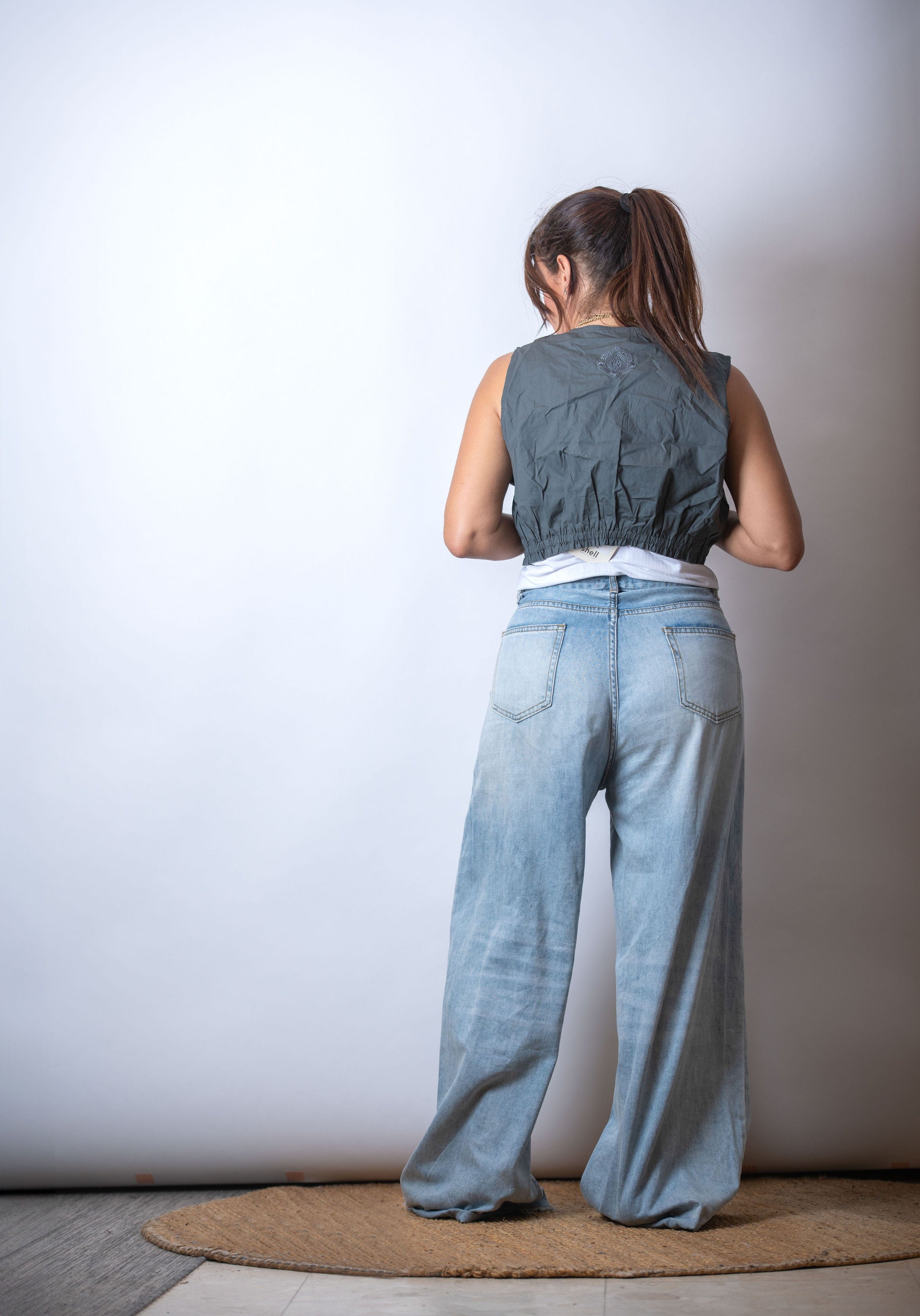 וסט קטן אפור זית image 4