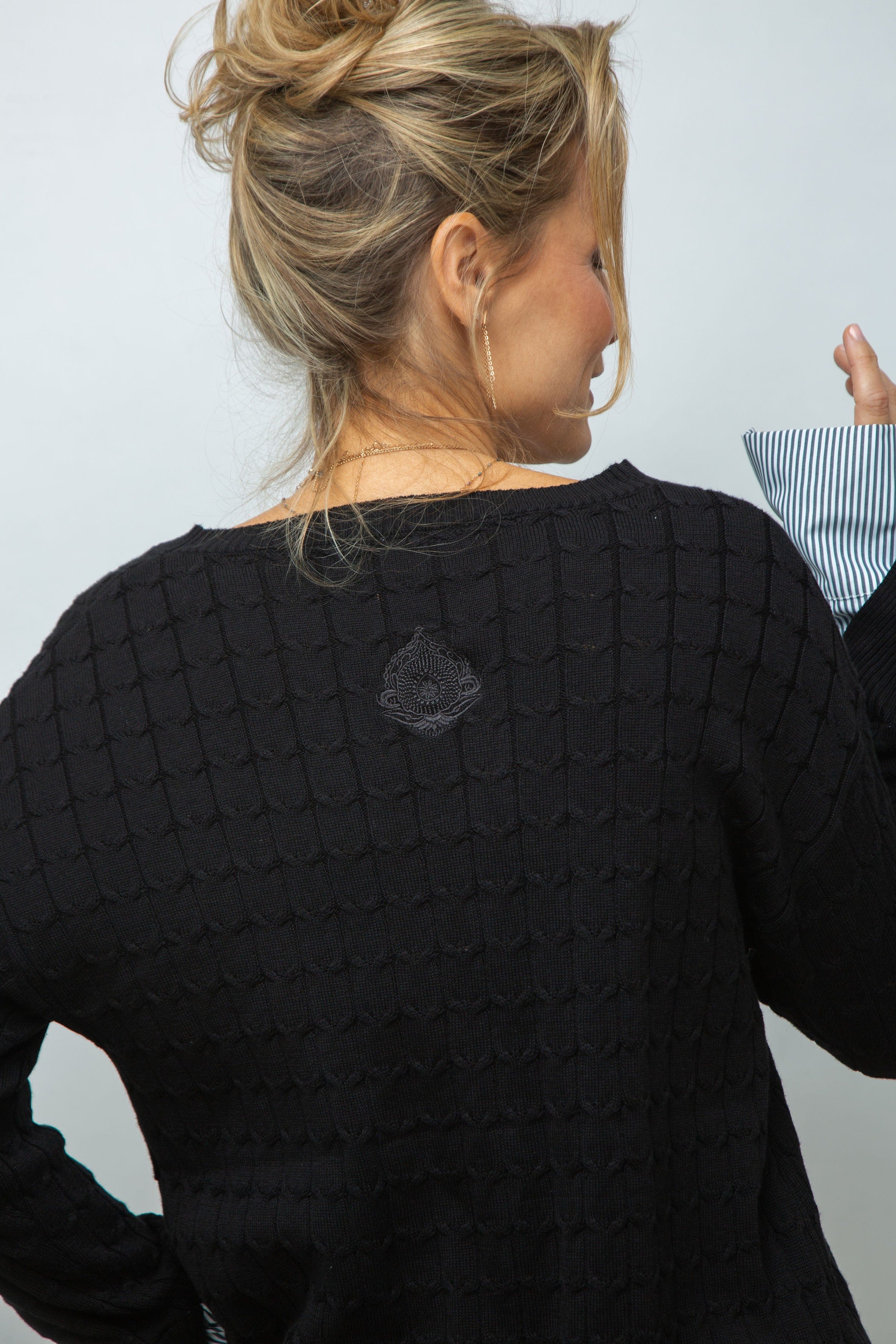 ST.MORITZ סריג צמות חולצה שחור image 9