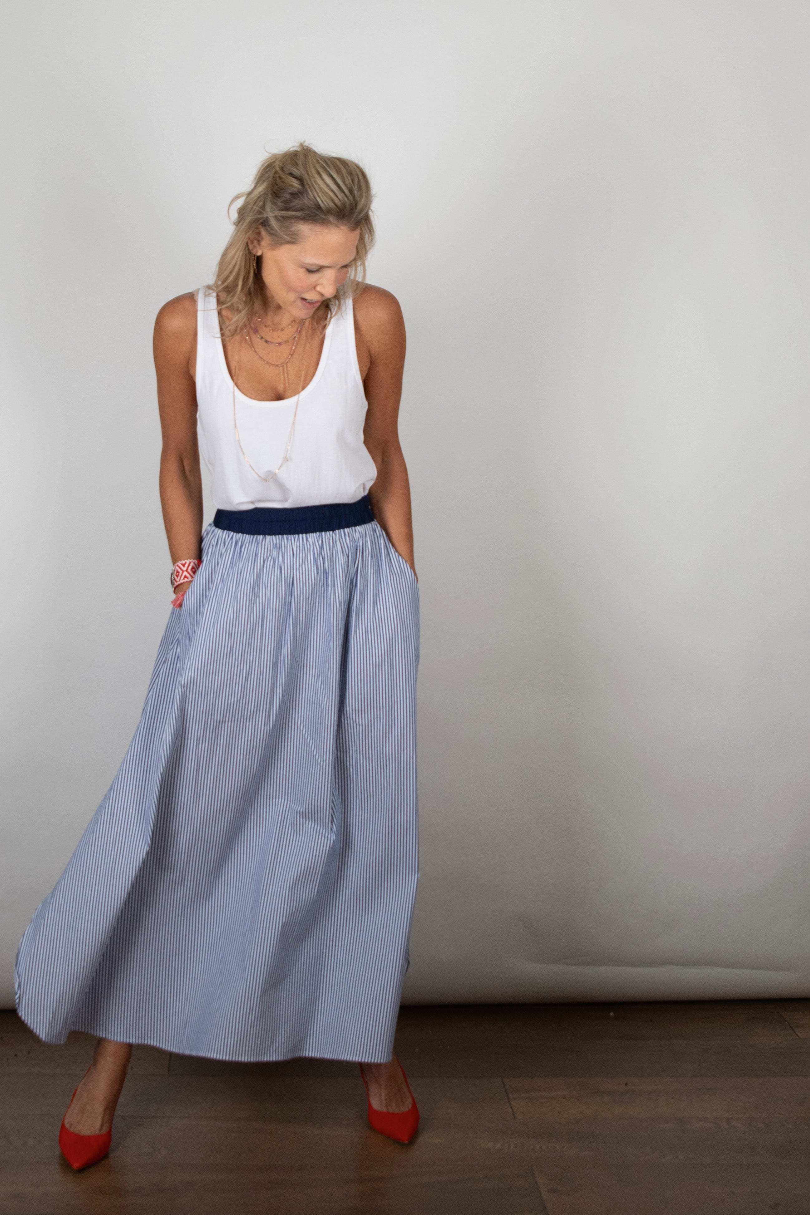 CLARSON חצאית פסים כחולה image 1