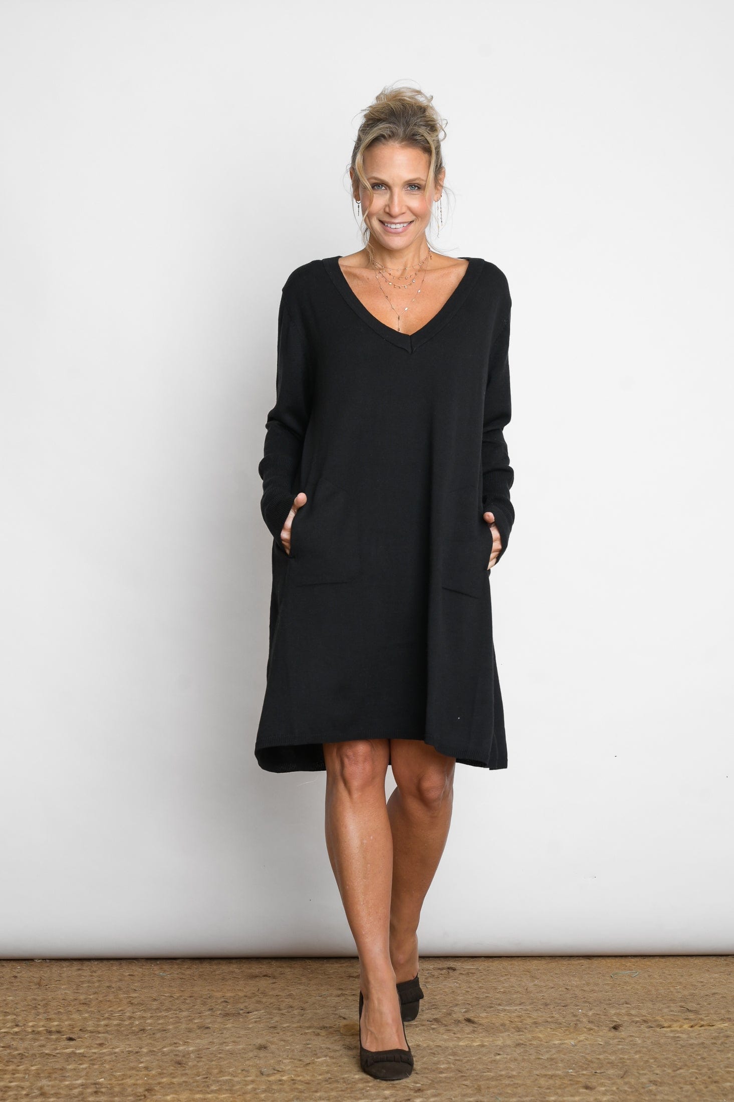 EVIA שמלת סריג מיני שחורה image 1