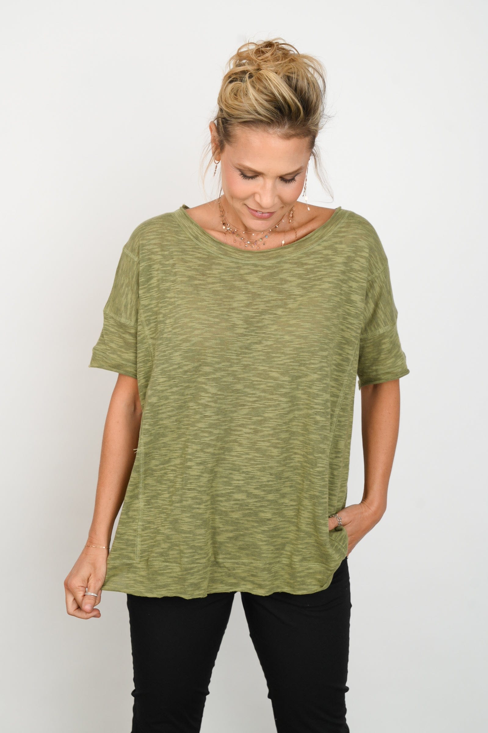 IT חולצה ירוקה image 5