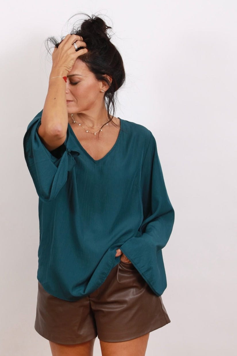 AVLON חולצה image 2