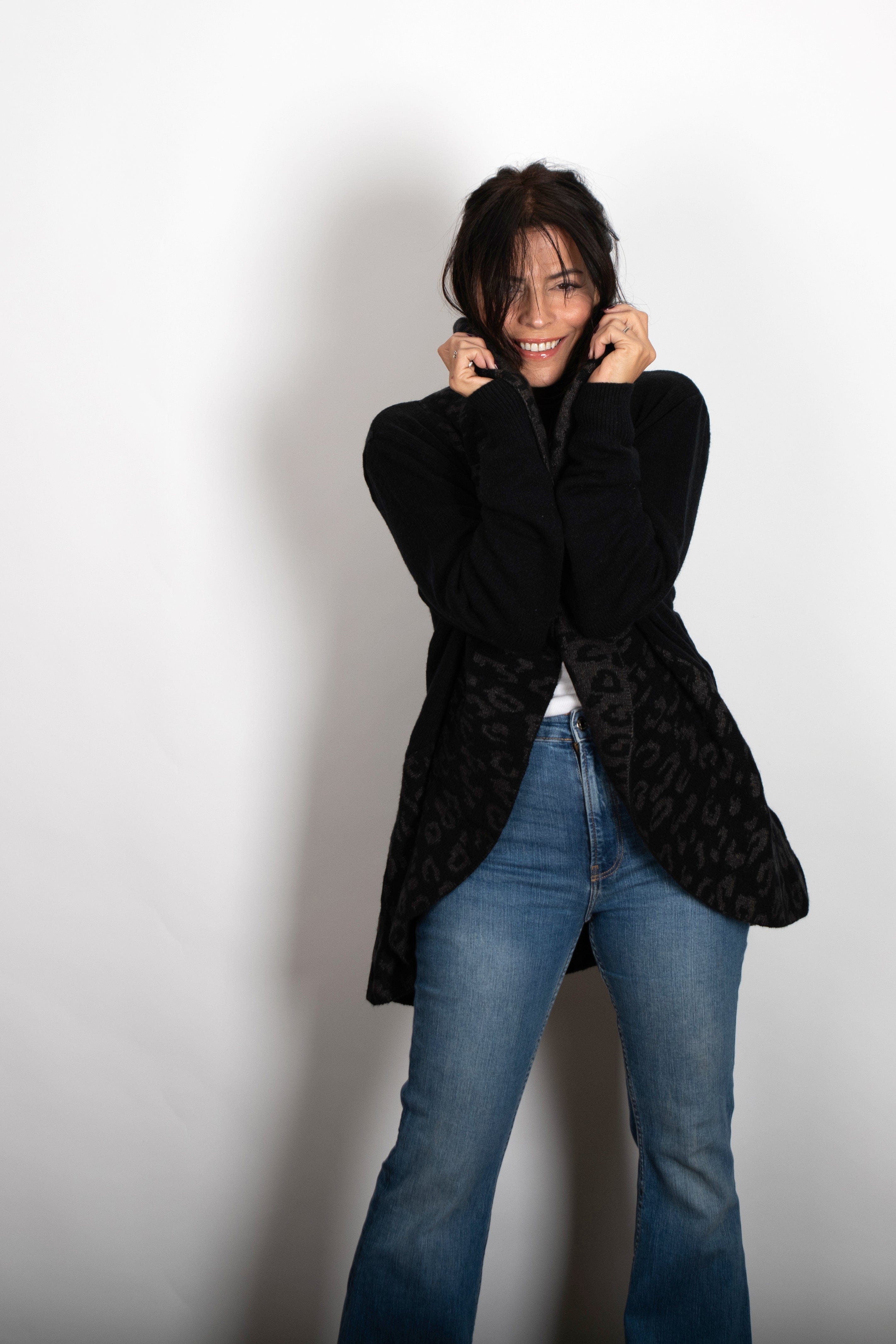 SWIFT עליונית סריג מנומרת שחורה image 9