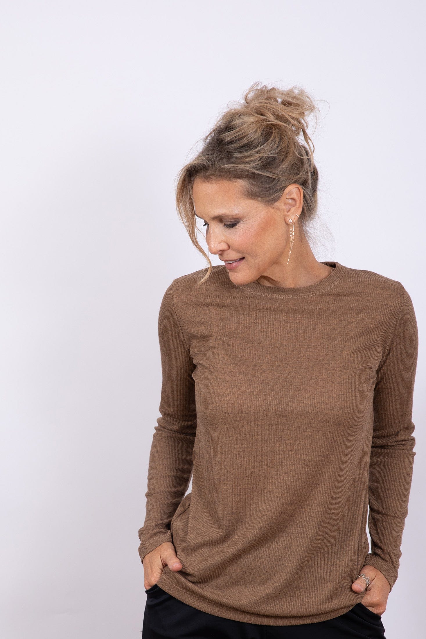 P SHIRT  חולצה בייסיק image 8