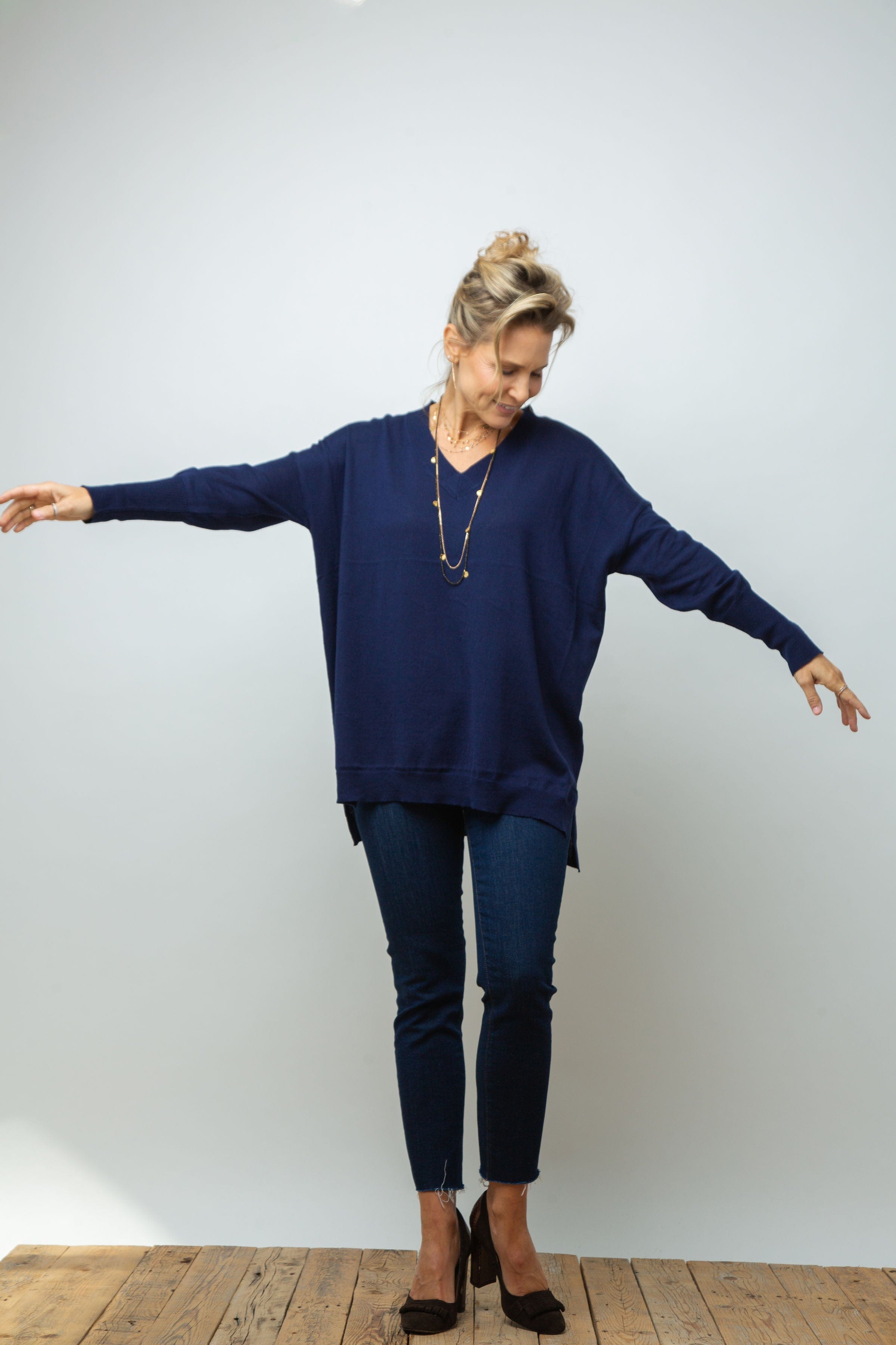 ST. ANTON  V סריג אוברסייז כחול image 2