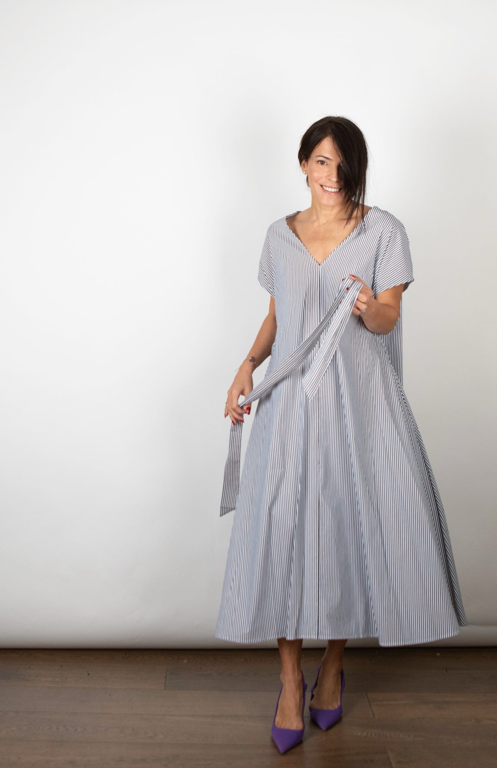 WINEHOUSE V שמלה אוברסייז image 4