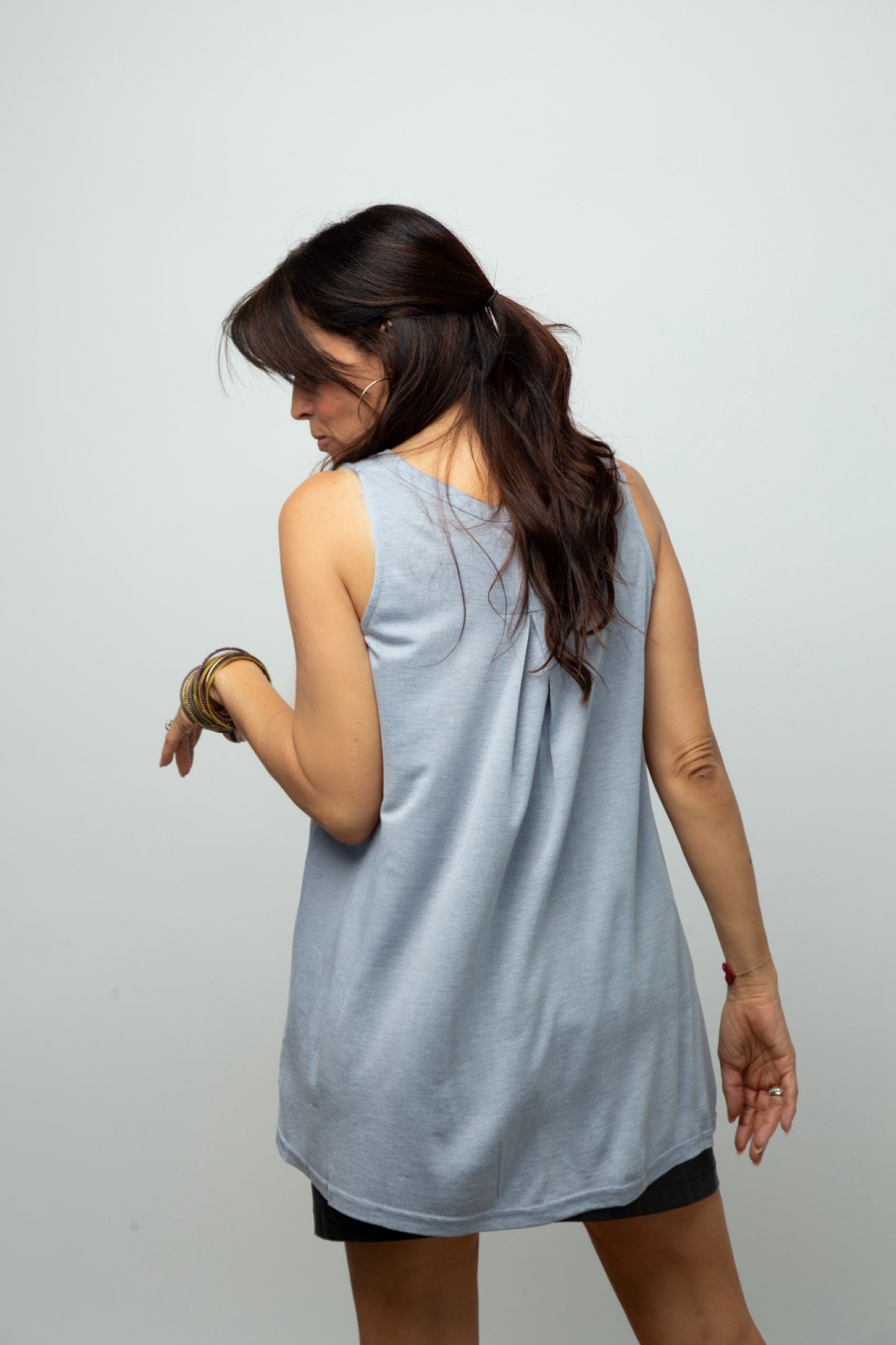 SIX V  גופייה תכלת image 5