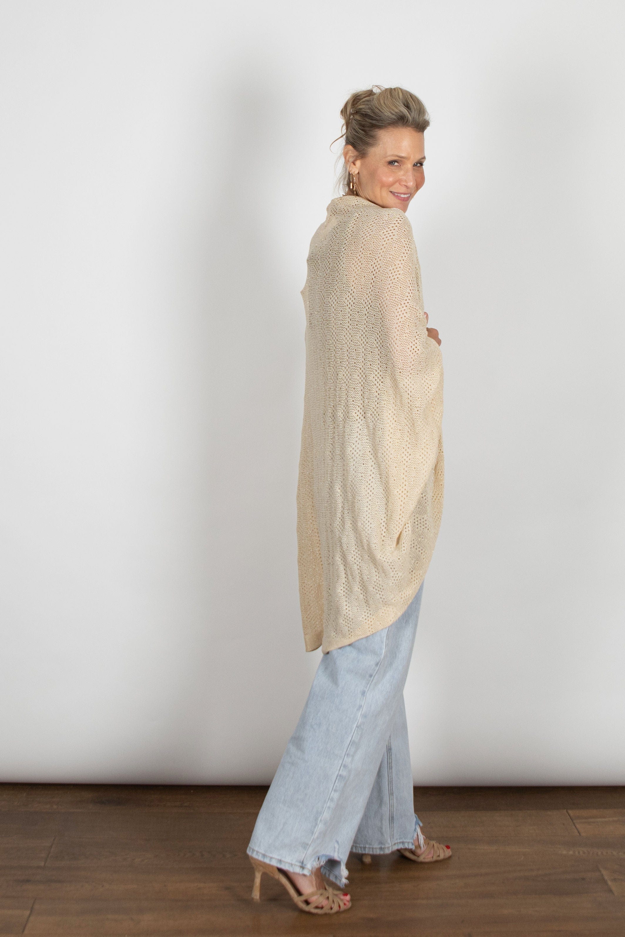 LIAM  עליונית סריג חורים קאמל זהב image 7