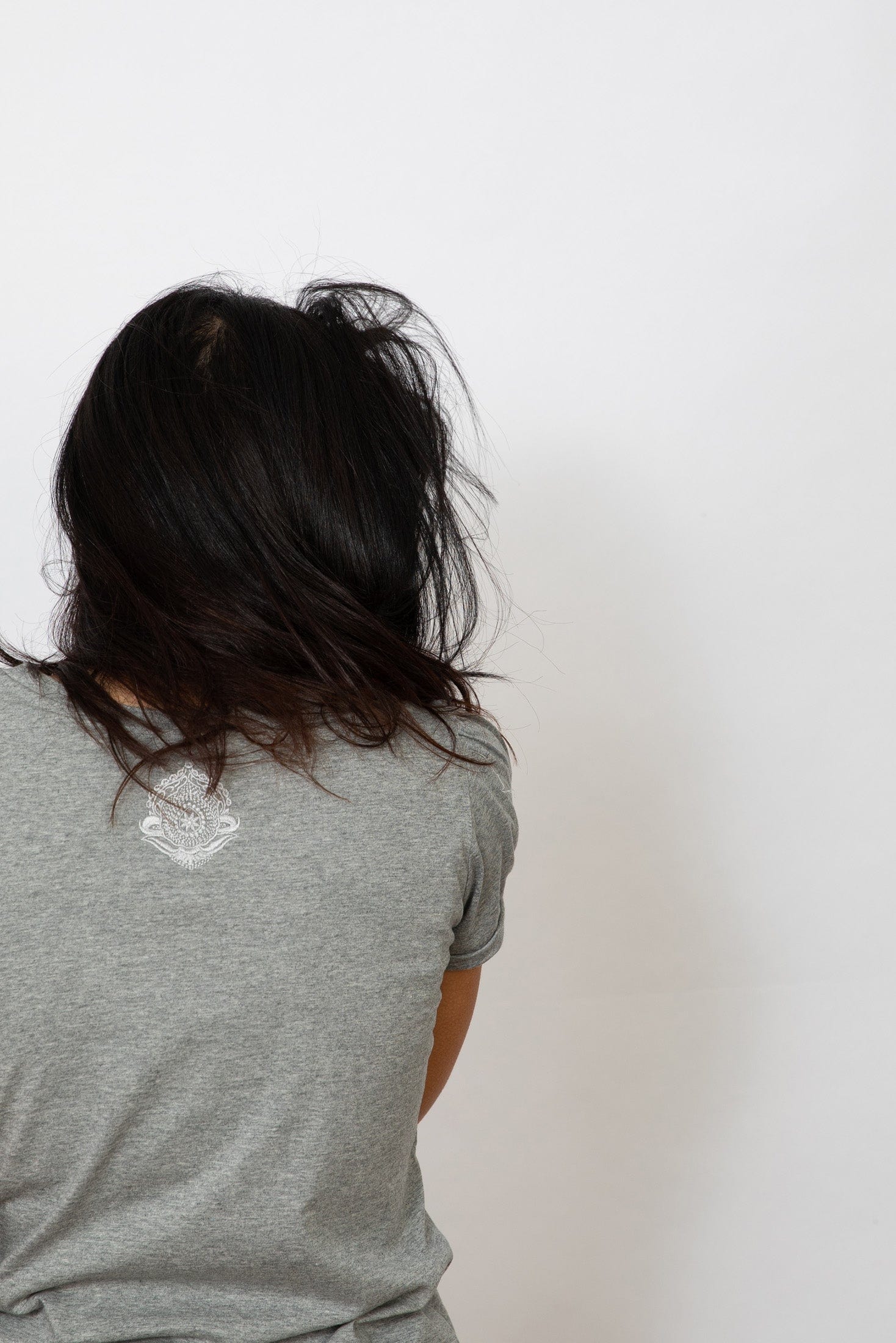 CETO חולצה בייסיק אפורה image 7