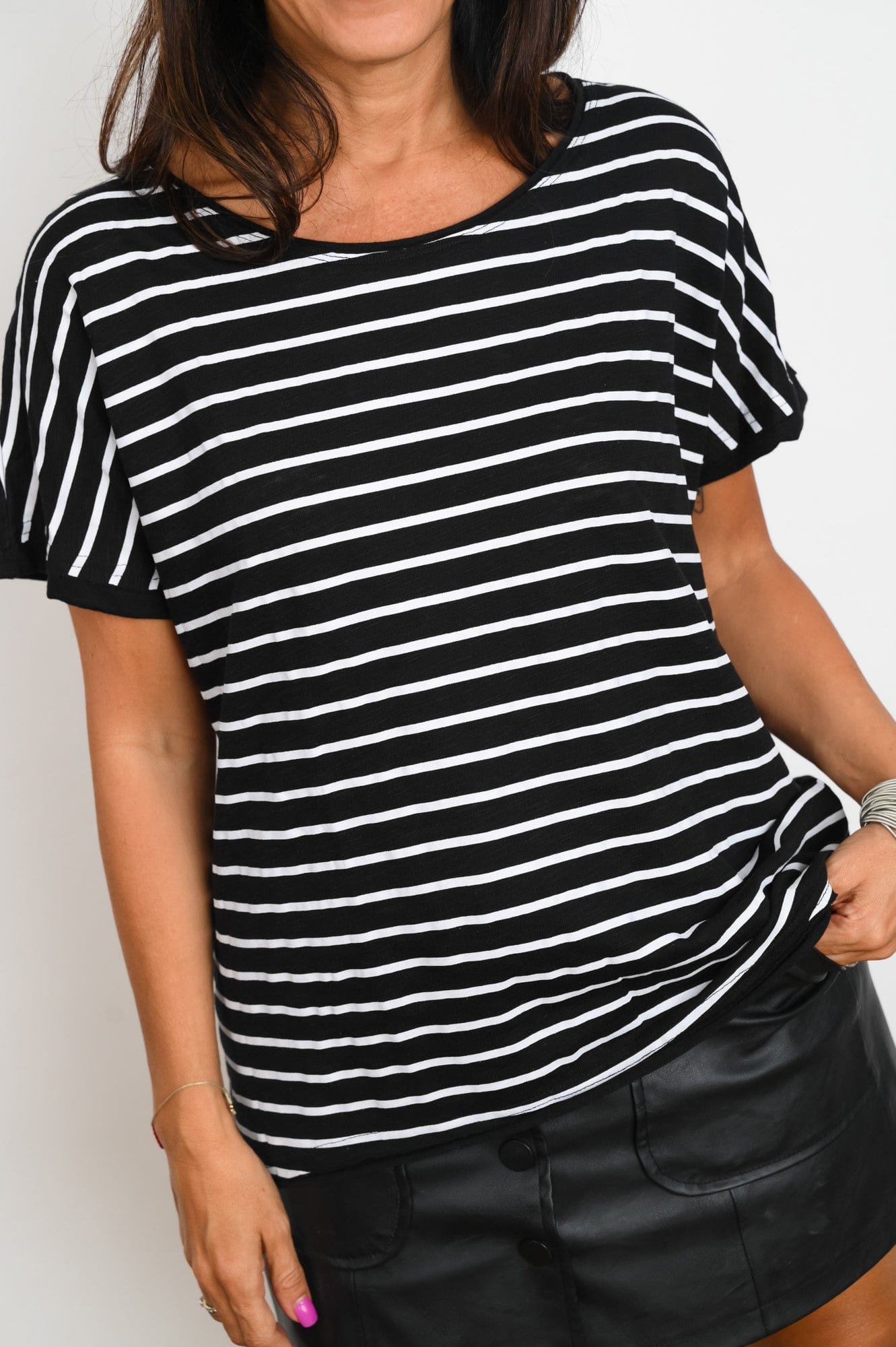 TRIP חולצה שחורה פסים image 1