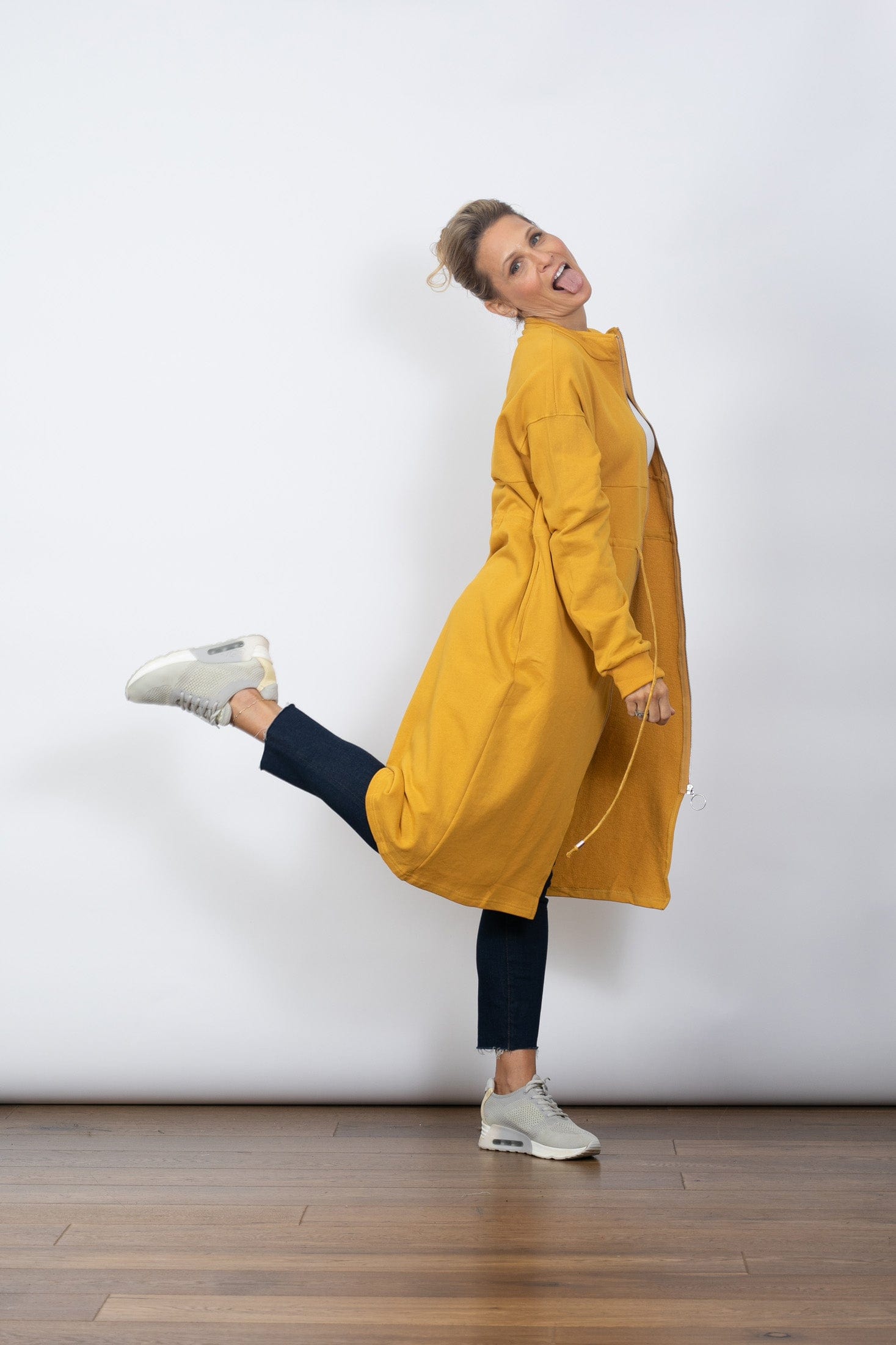 MELON עליונית טרנינג חרדל image 2