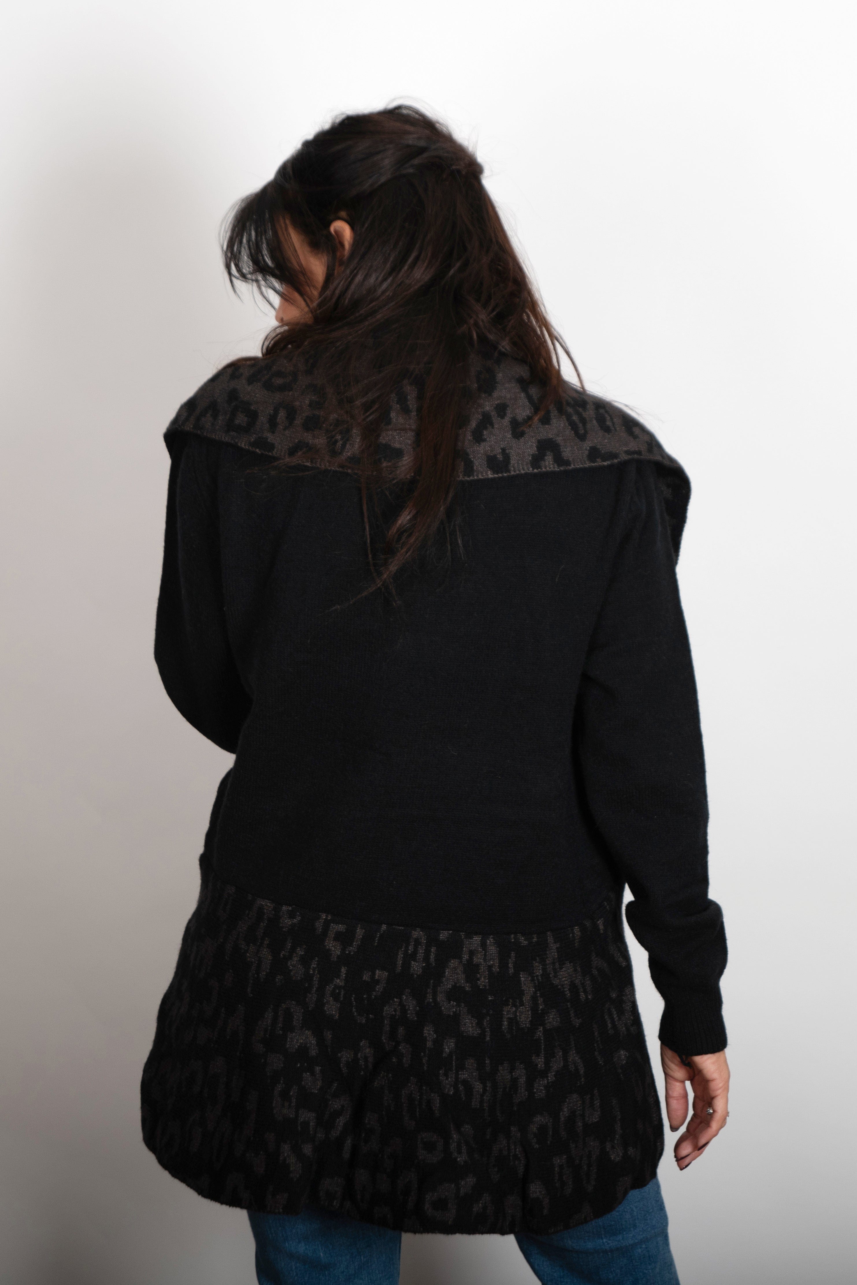 SWIFT עליונית סריג מנומרת שחורה image 8