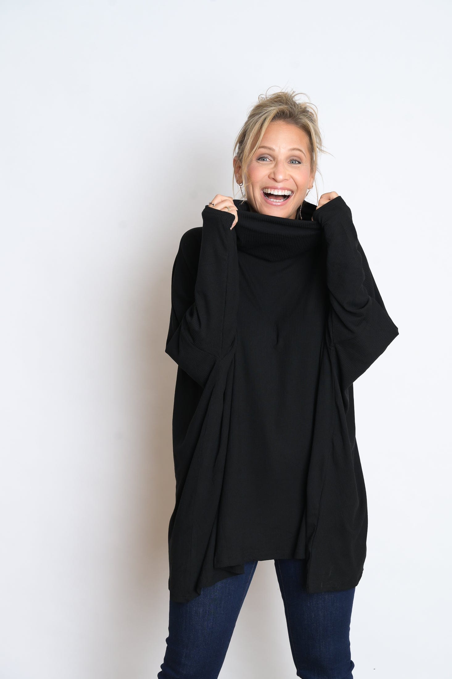 K SHIRT   גולף שחור אוברסייז image 6