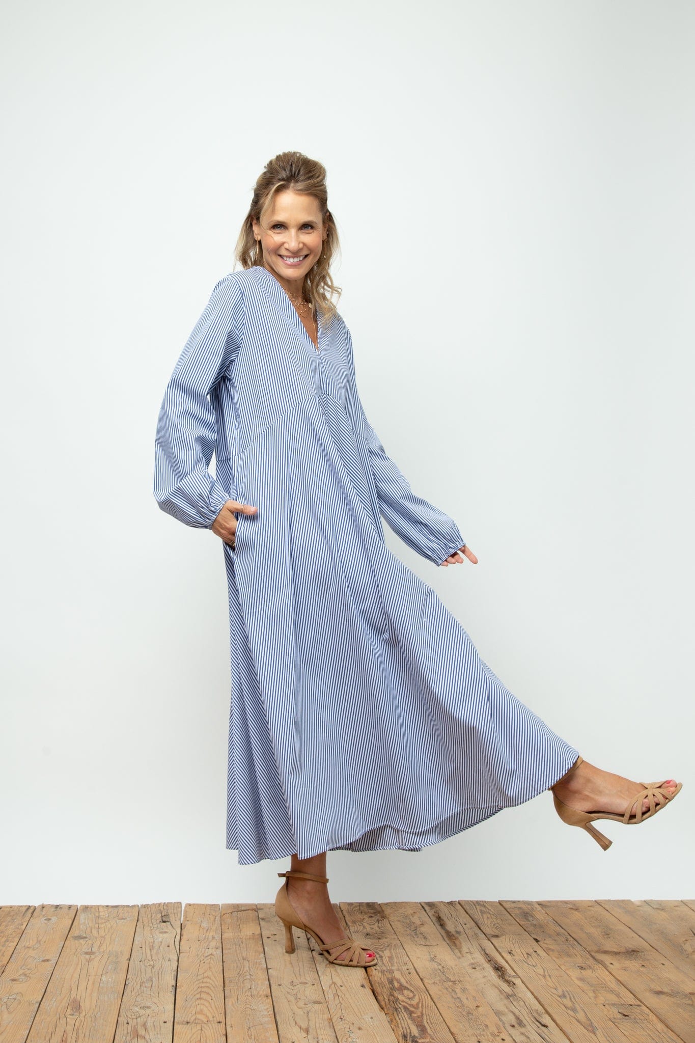 BRAY DRESS    שמלה פסים אוברסייז image 2