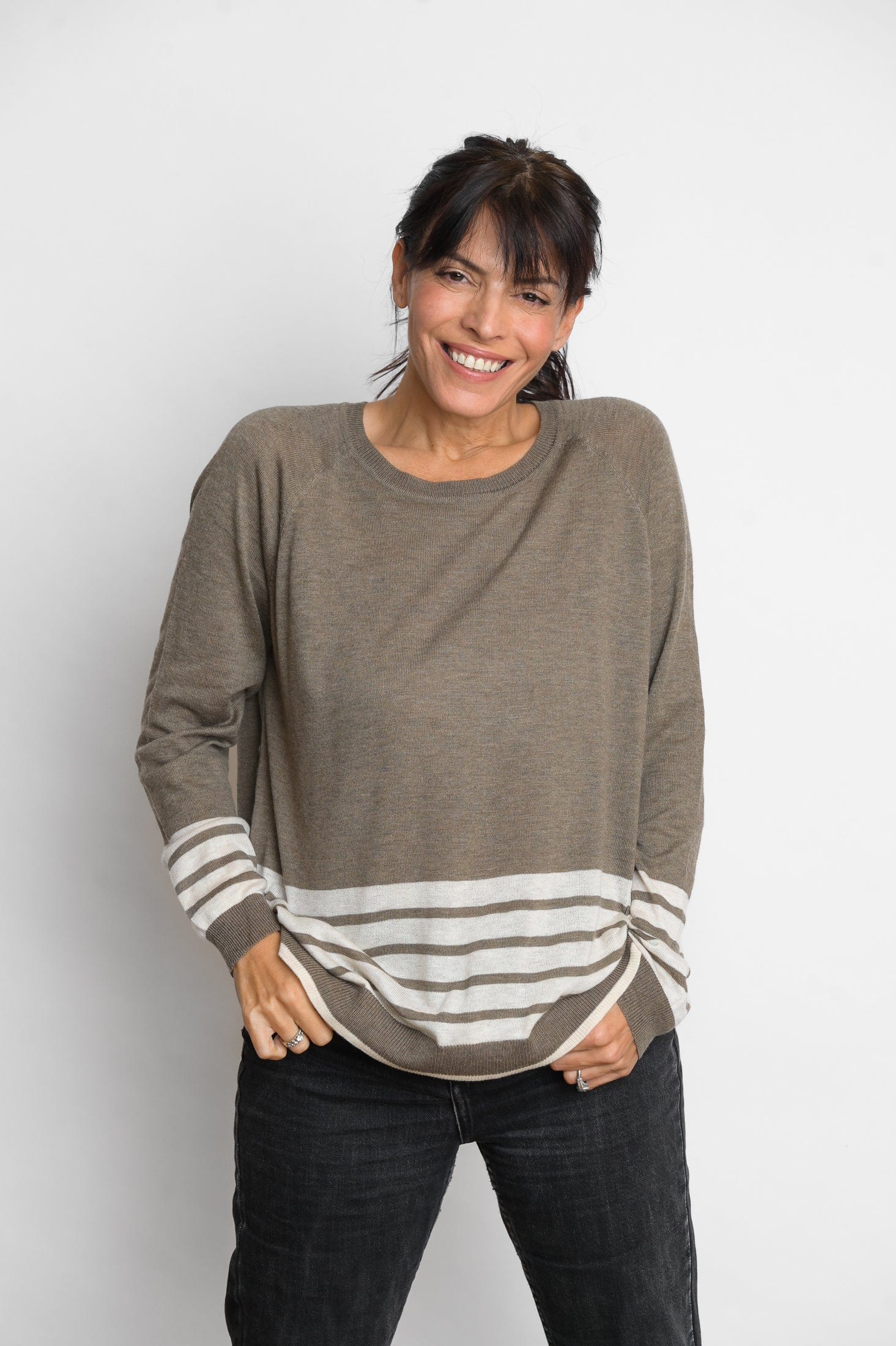 ARKI סריג פסים חום לבן image 7