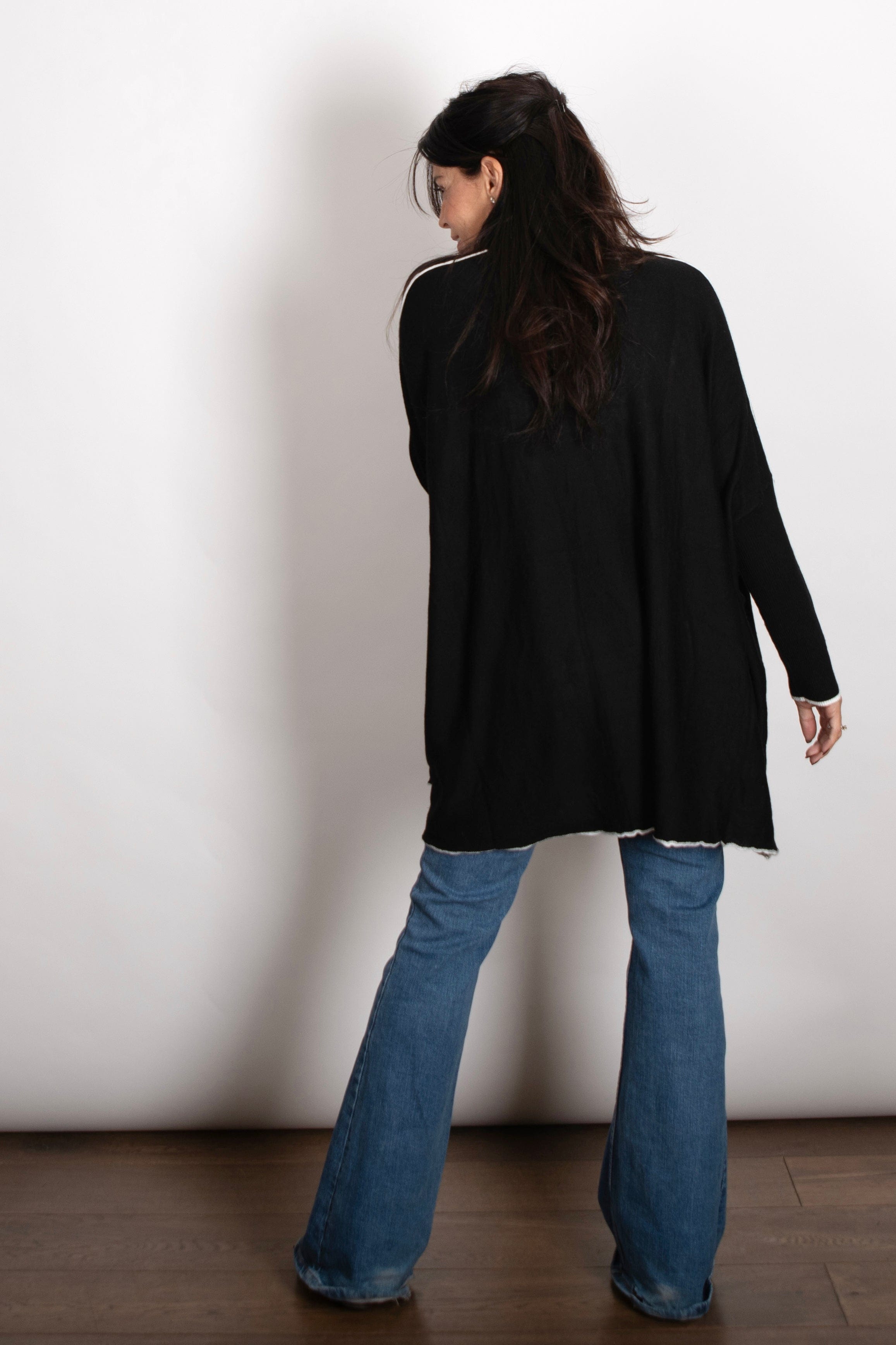 CHER סריג גולף אוברסייז שחור image 4