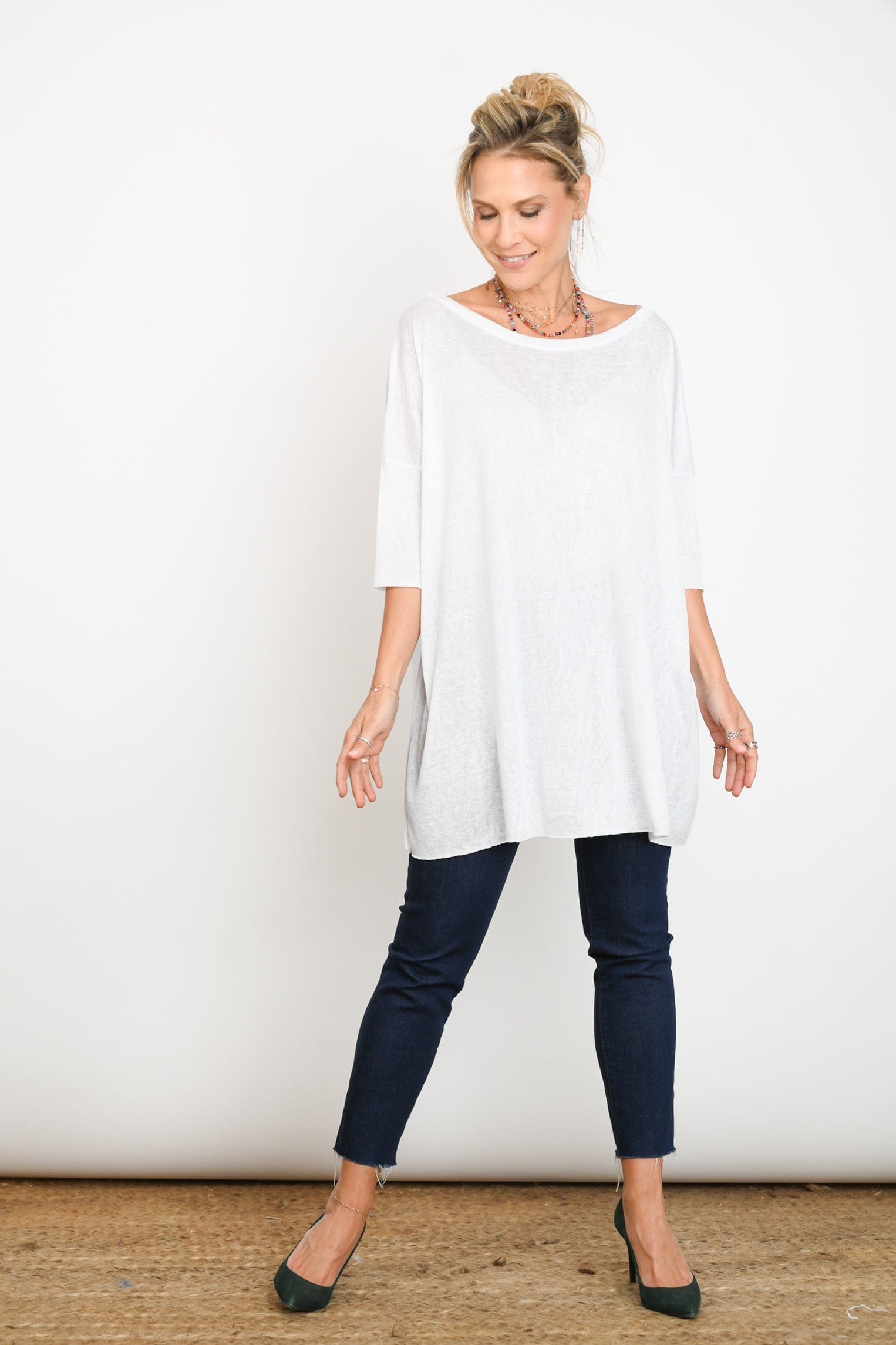 Lili חולצה לבנה אוברסייז image 1