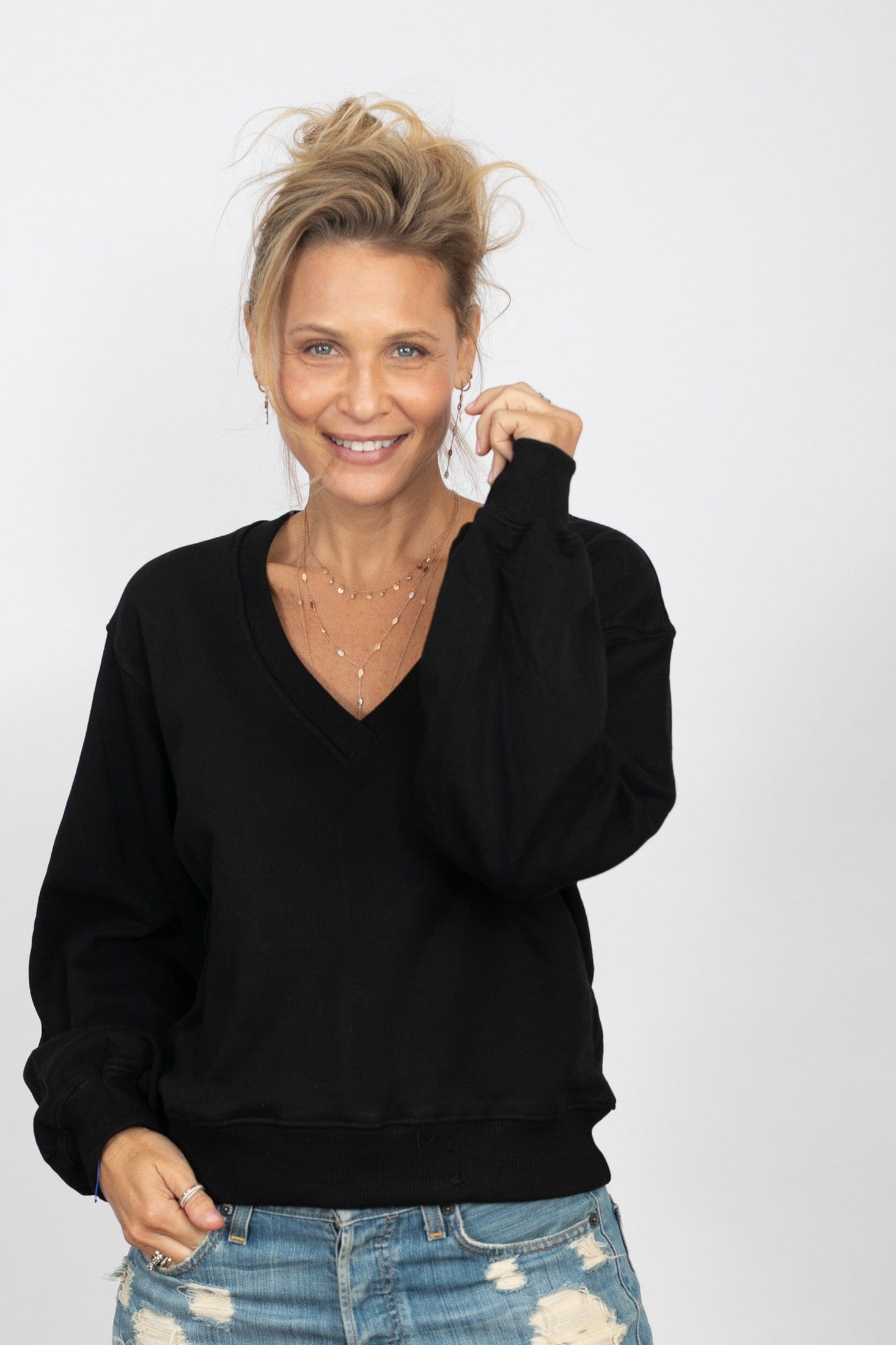 PEAR V  חולצת טרנינג שחורה image 3