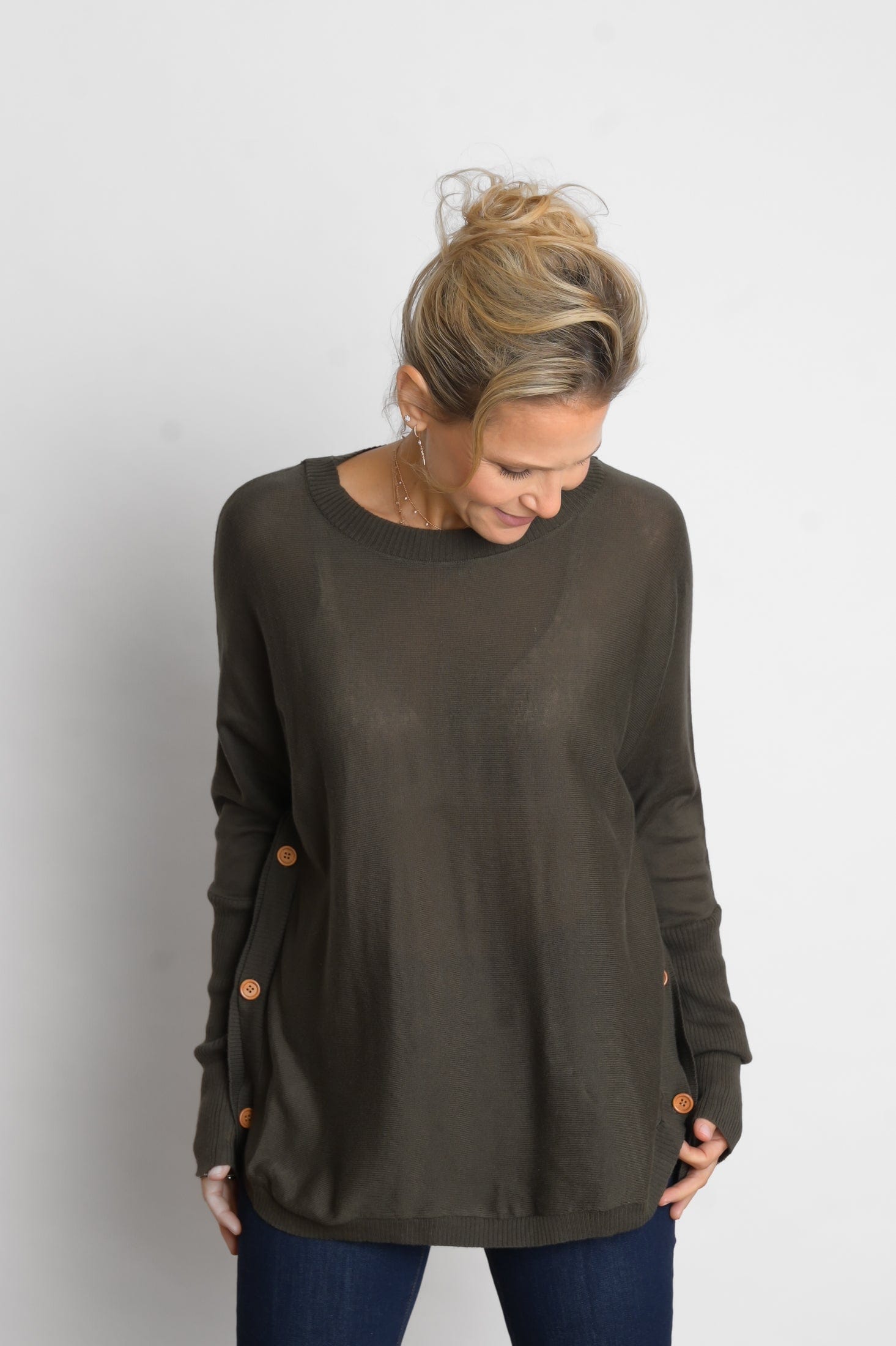 DIA סריג ירוק זית כפתורים image 1