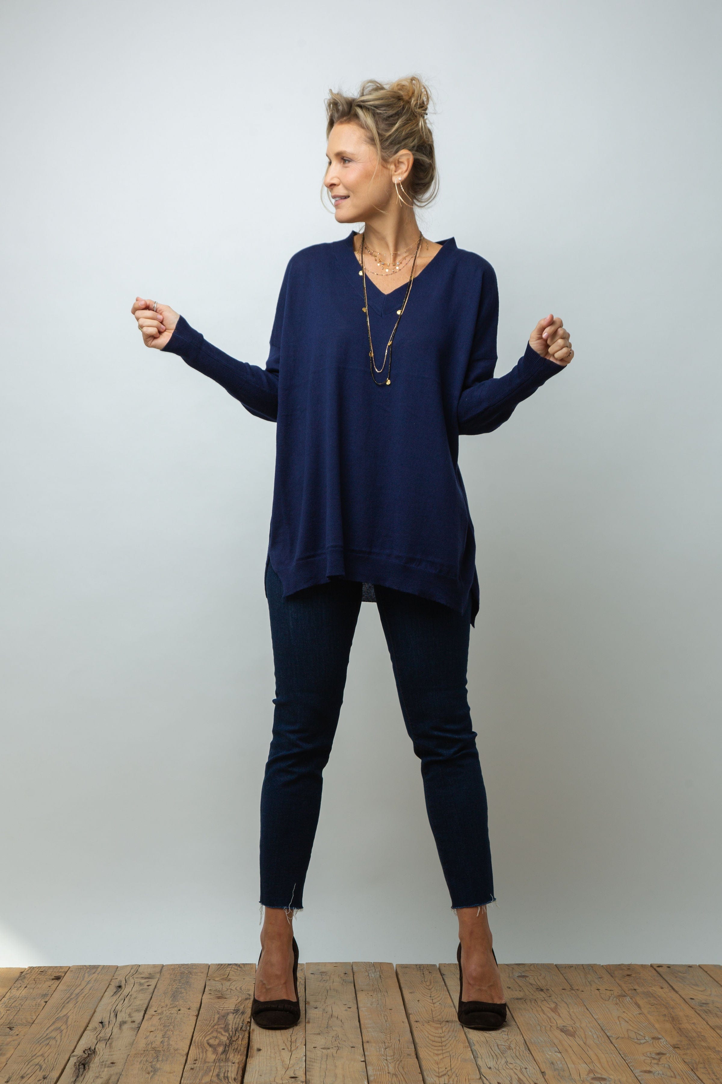 ST. ANTON  V סריג אוברסייז כחול image 4