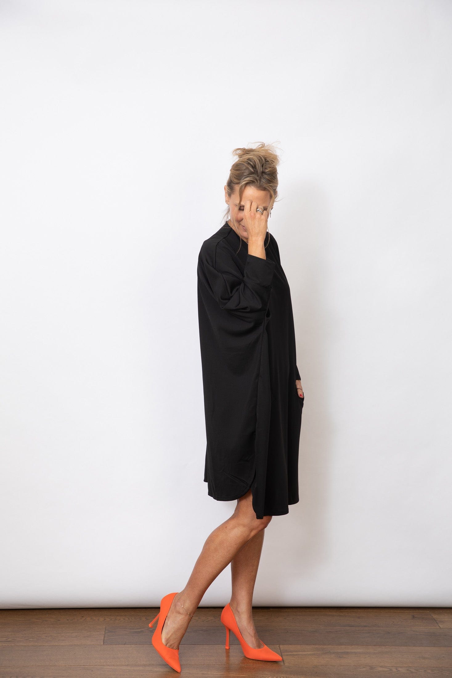 ERIS שמלה שחורה image 3