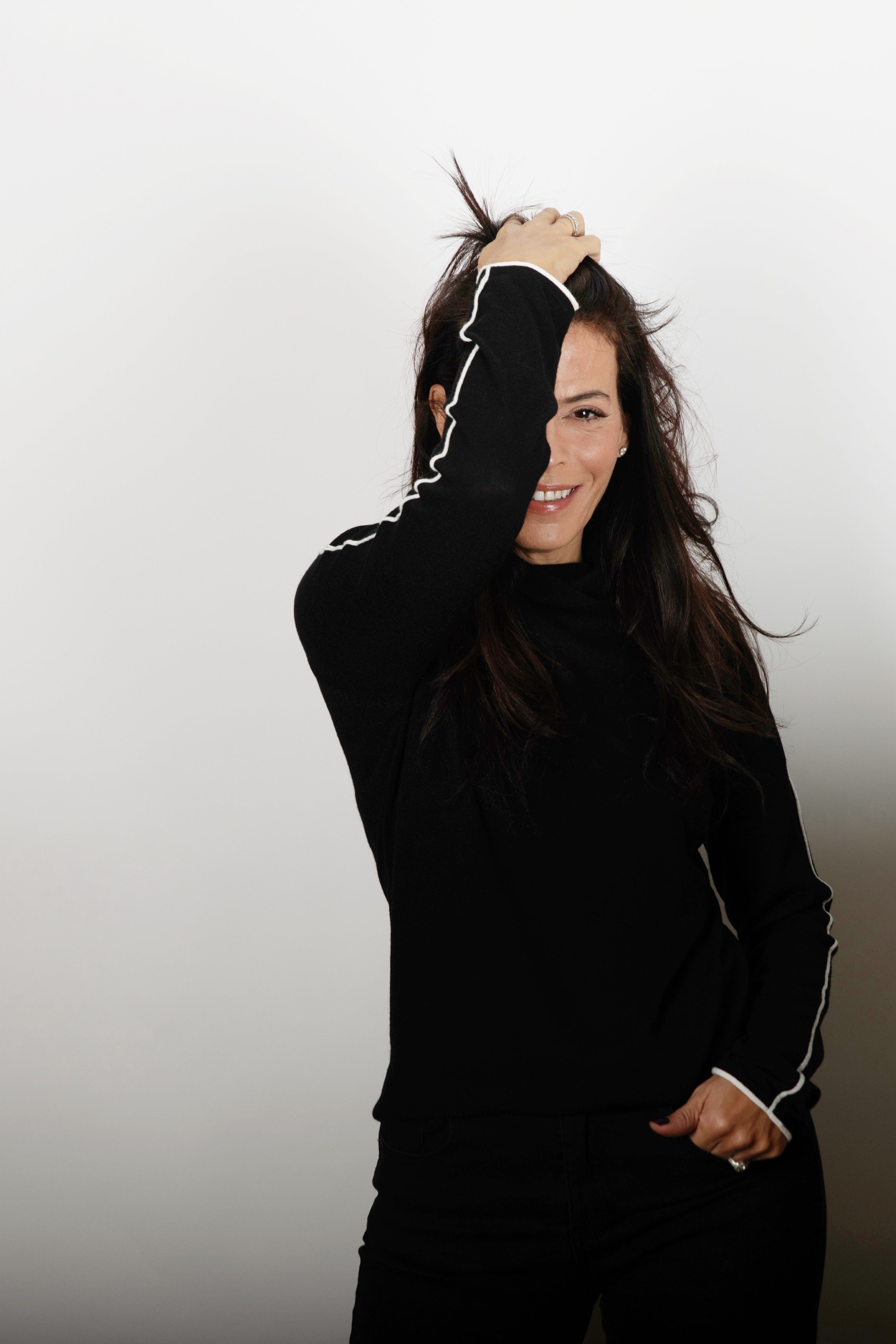 DONNA סריג גולף שחור image 10