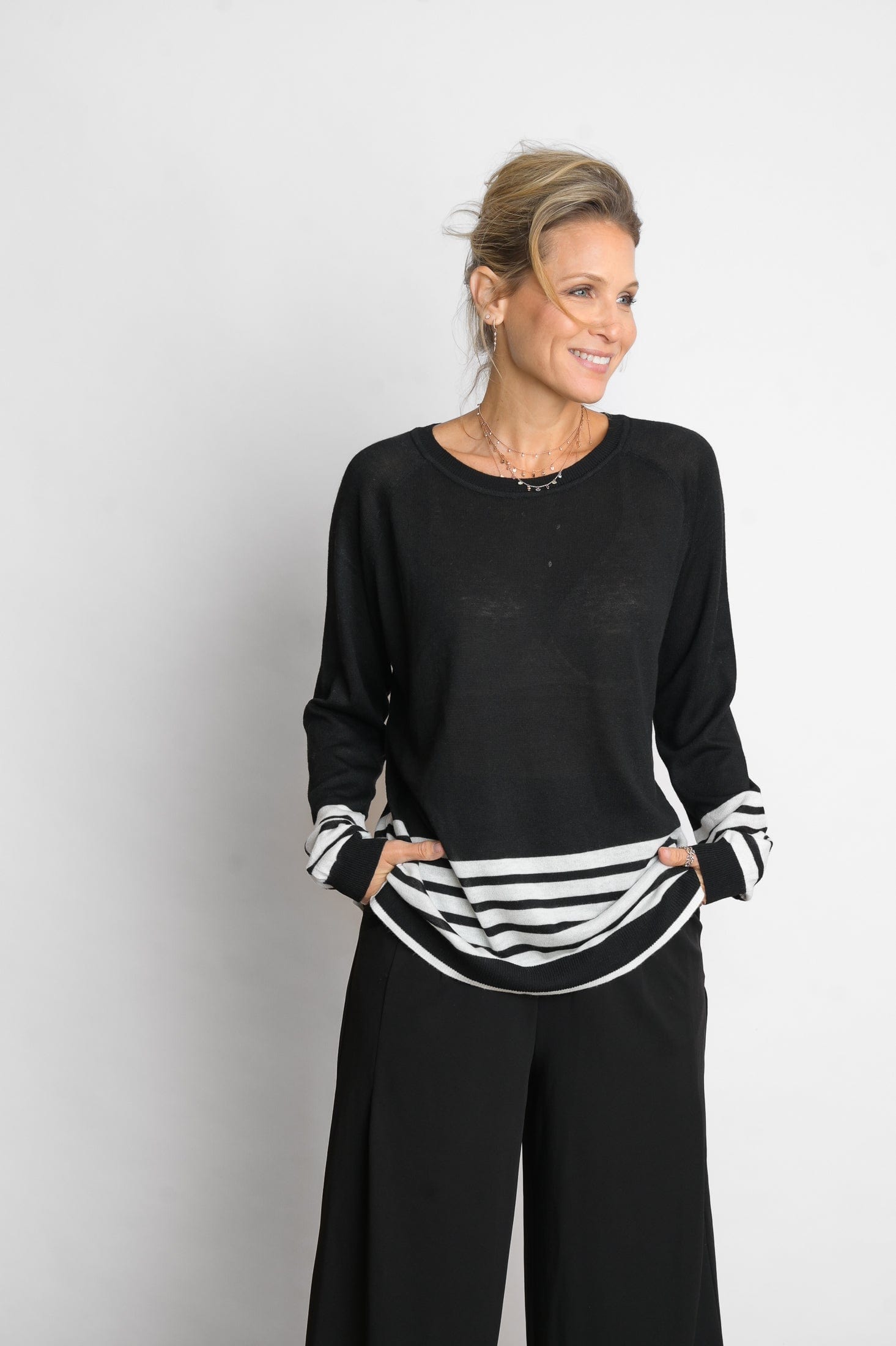 ARKI סריג פסים שחור לבן image 2